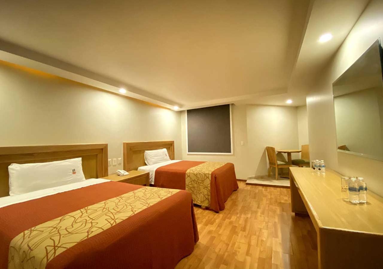 Hotel Lord - Photo 34