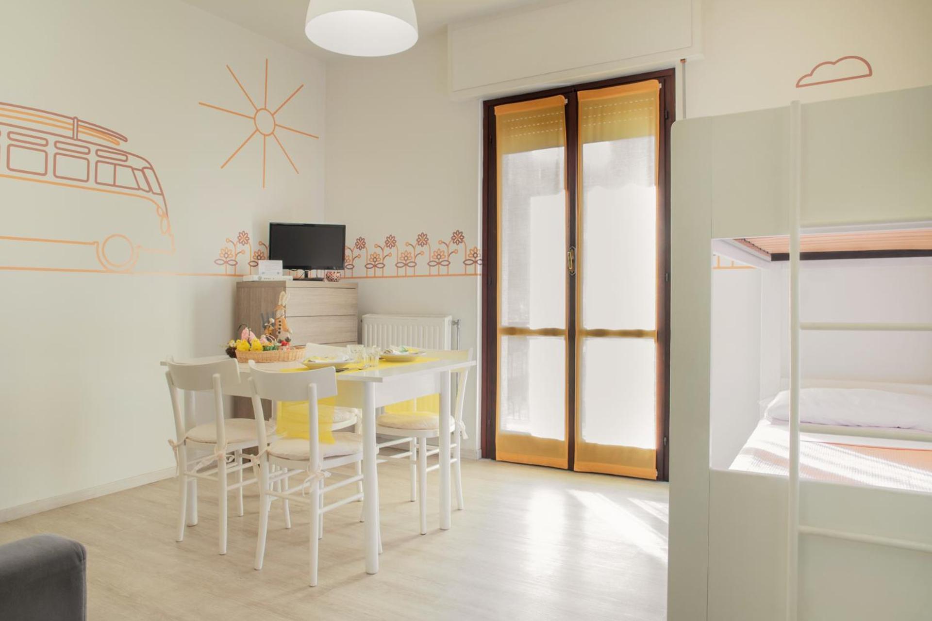 Residence Holidays - Photo 9