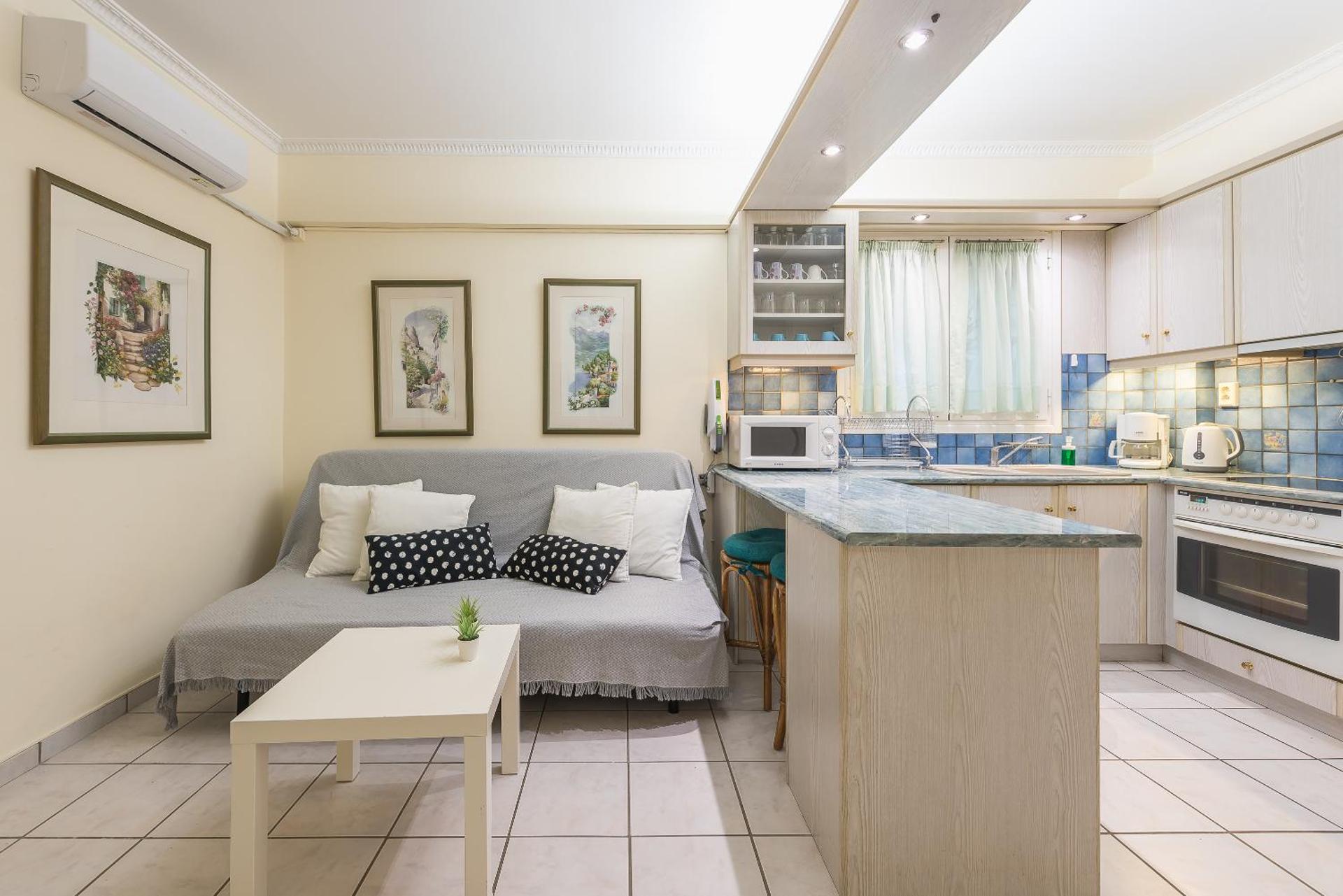 Amazing Apartment Pallini - Near Airport & Metro - Photo 15