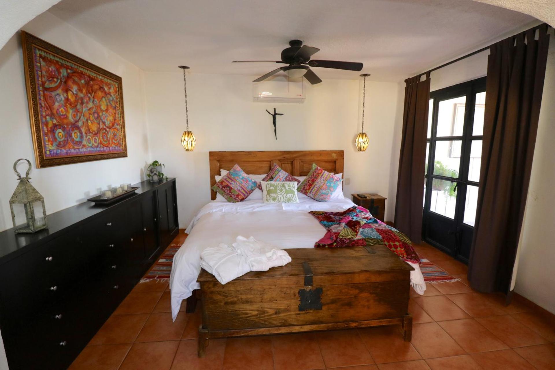 Casa Mia Suites - Photo 74