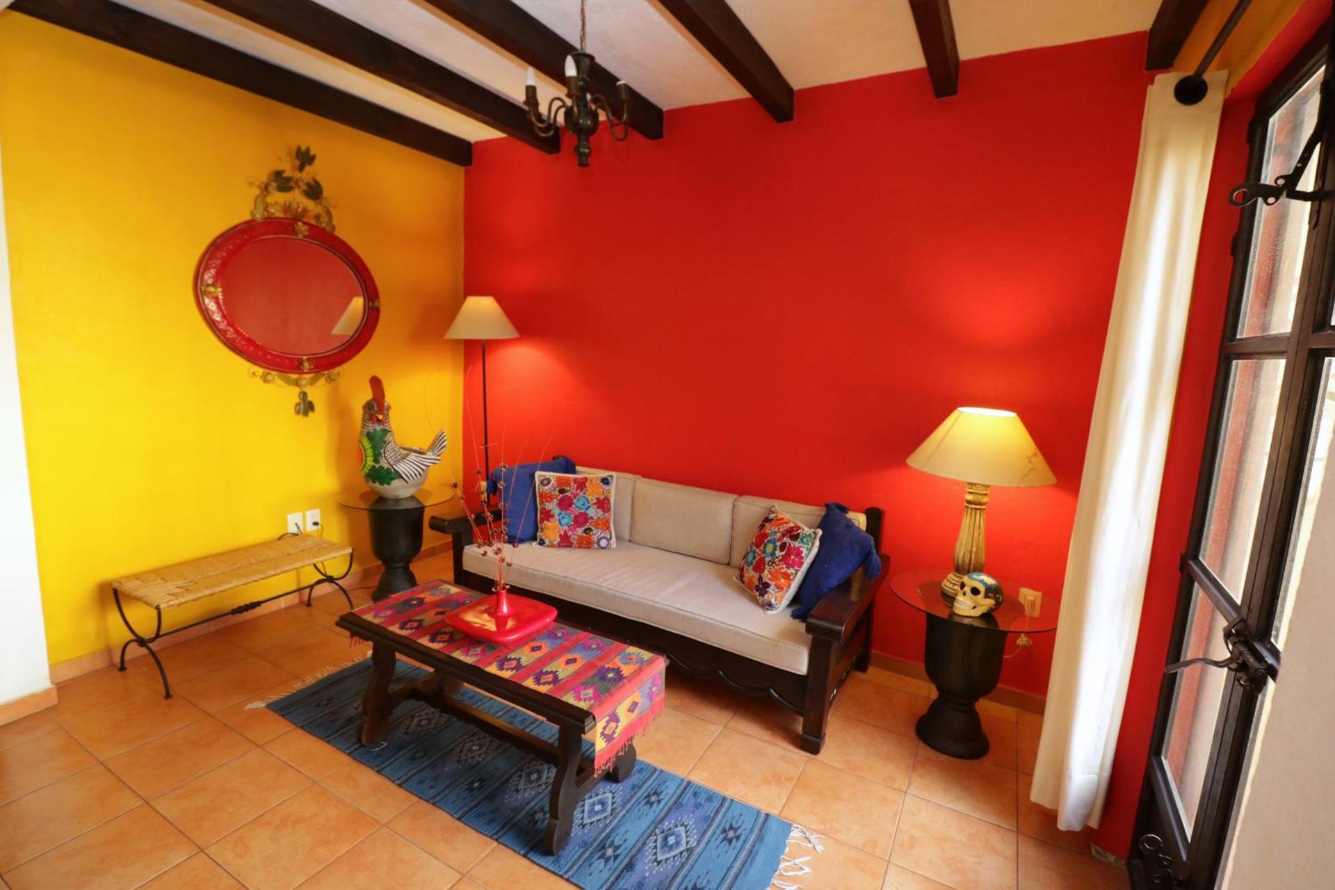 Casa Mia Suites - Photo 29