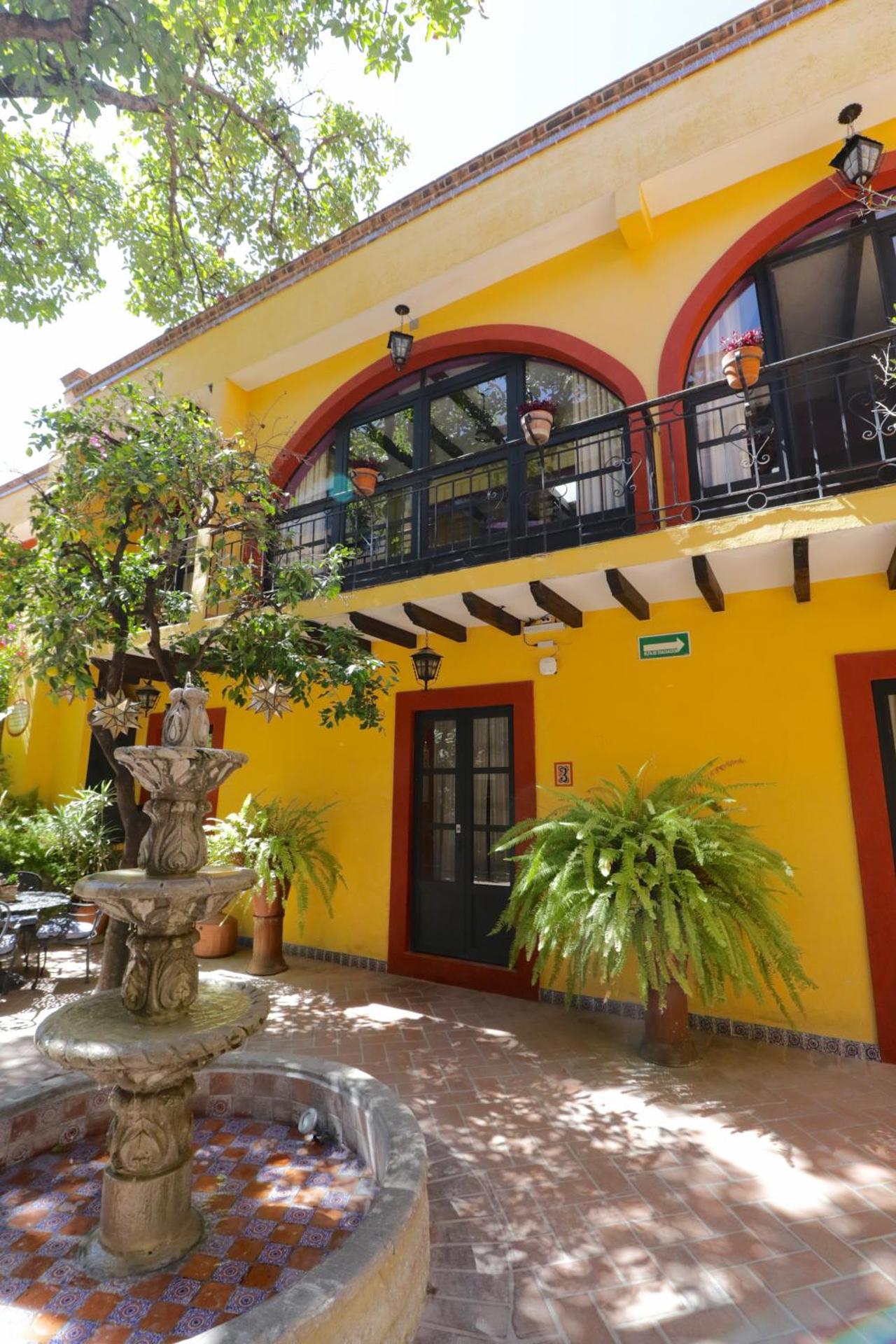 Casa Mia Suites - Photo 81