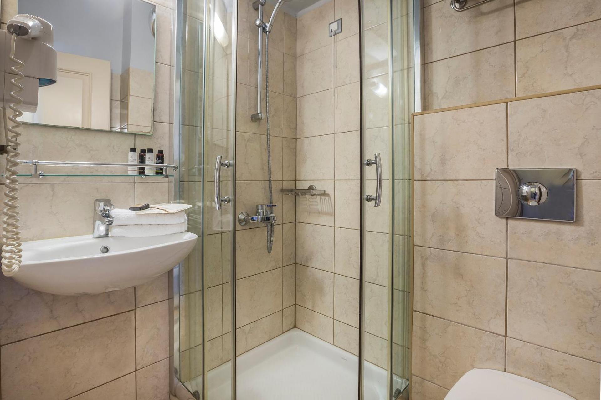 Ionian Plaza Hotel & Spa - Photo 26