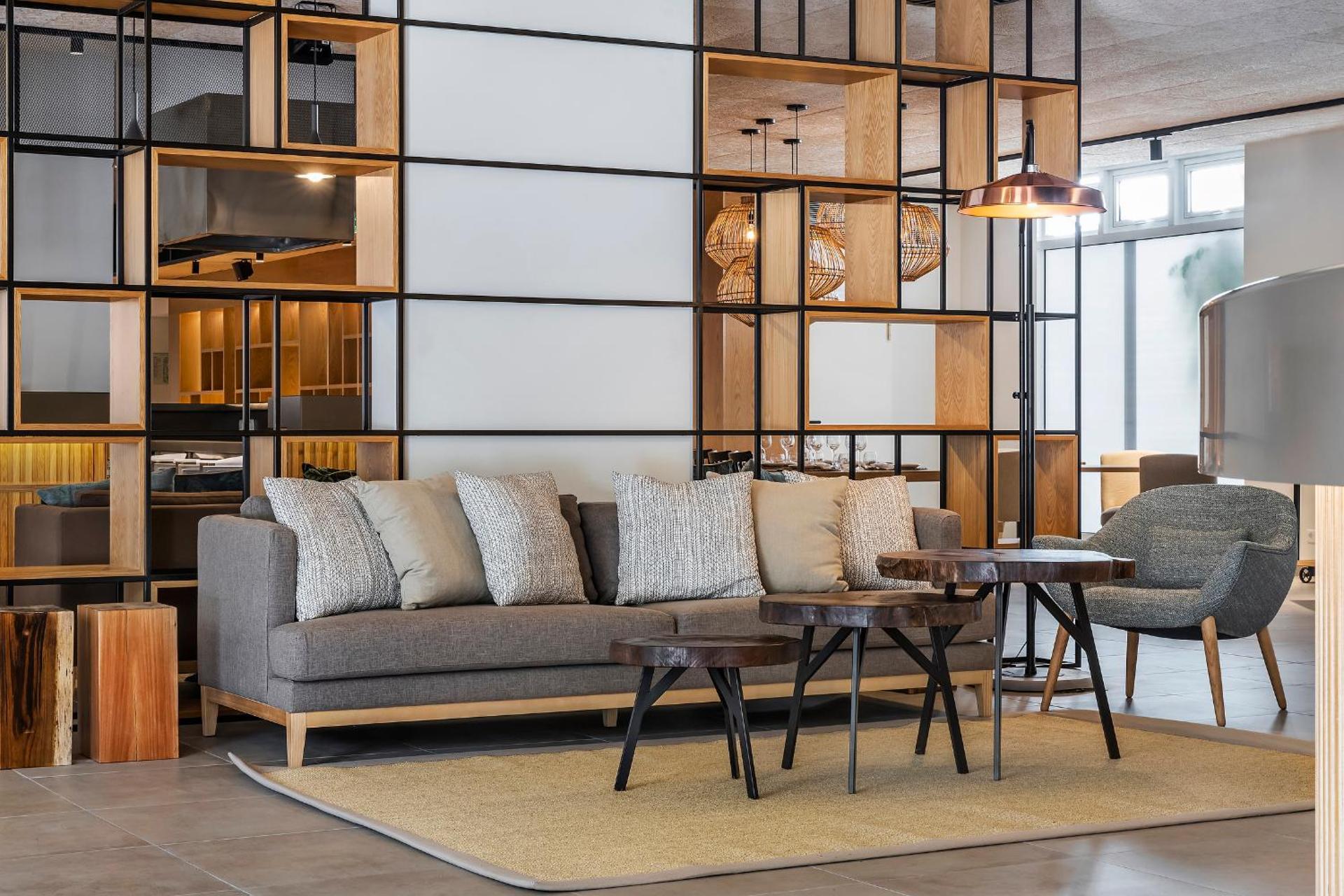 The Patio Suite Hotel - Photo 43