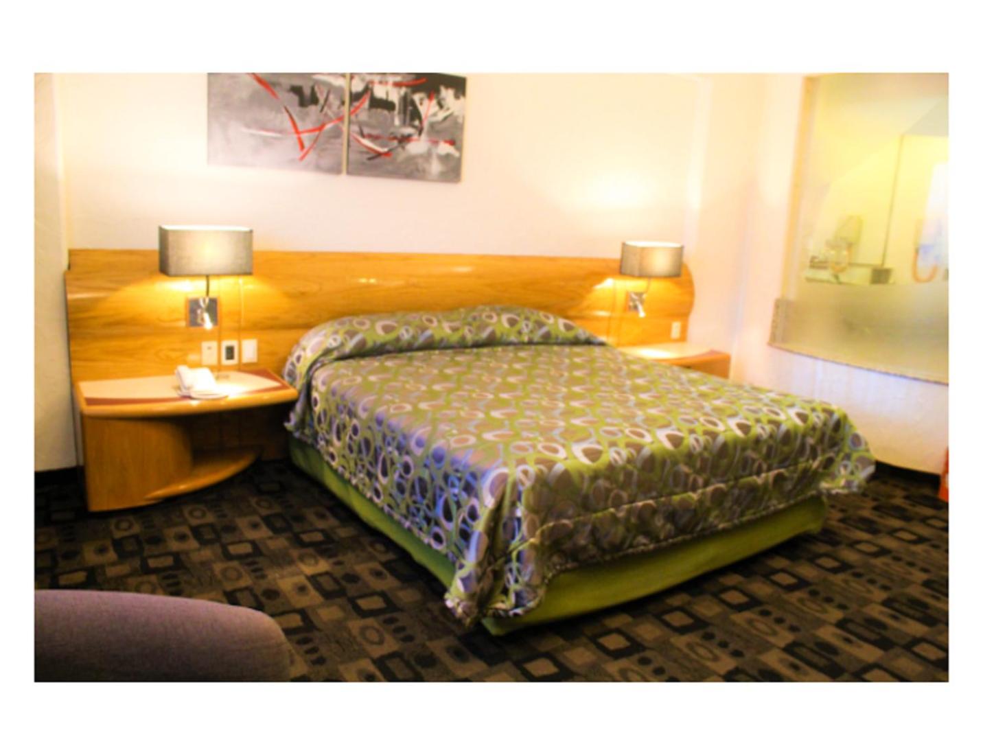 King Suite with Spa Bath