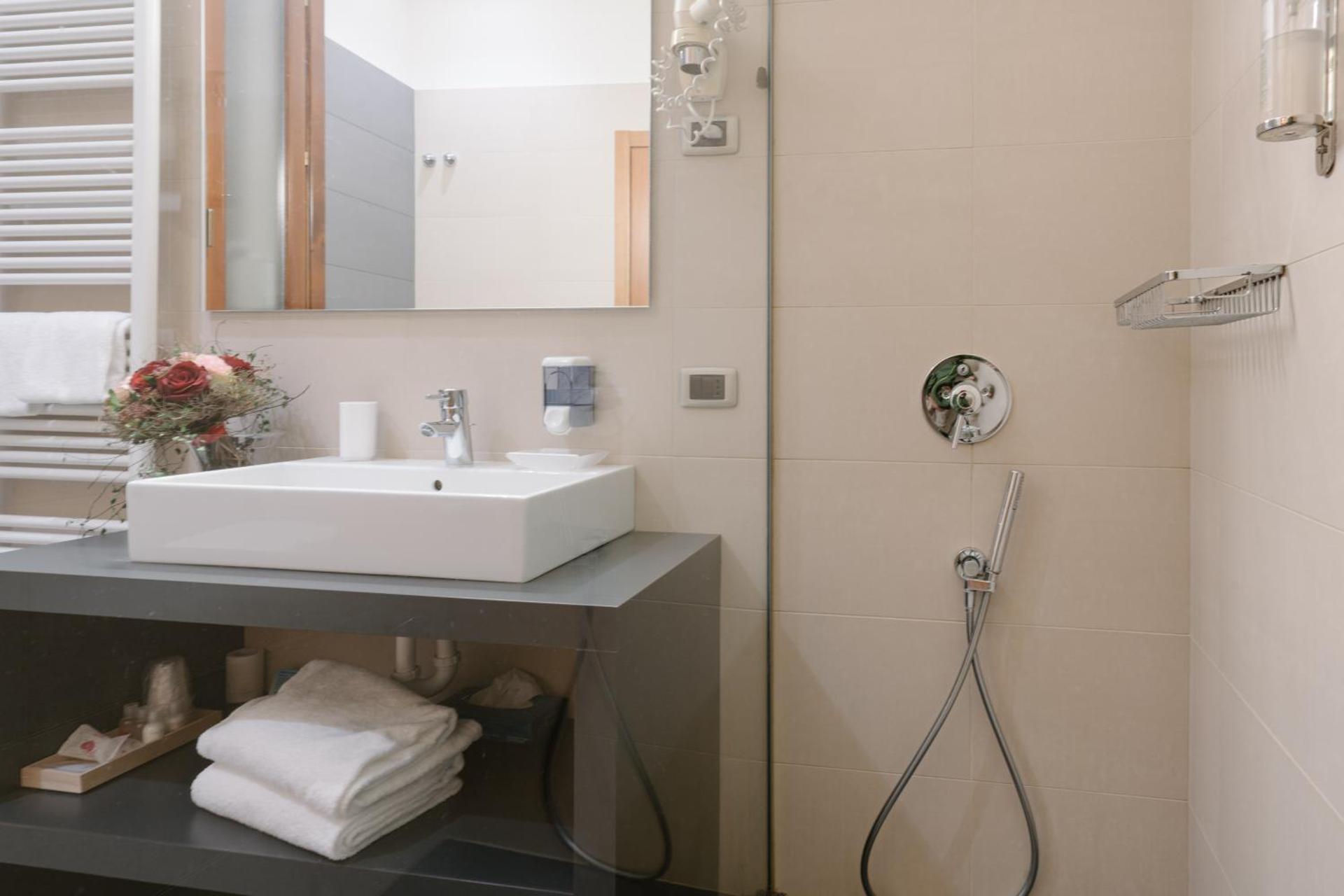 Hotel Giulietta e Romeo ***S - Photo 28