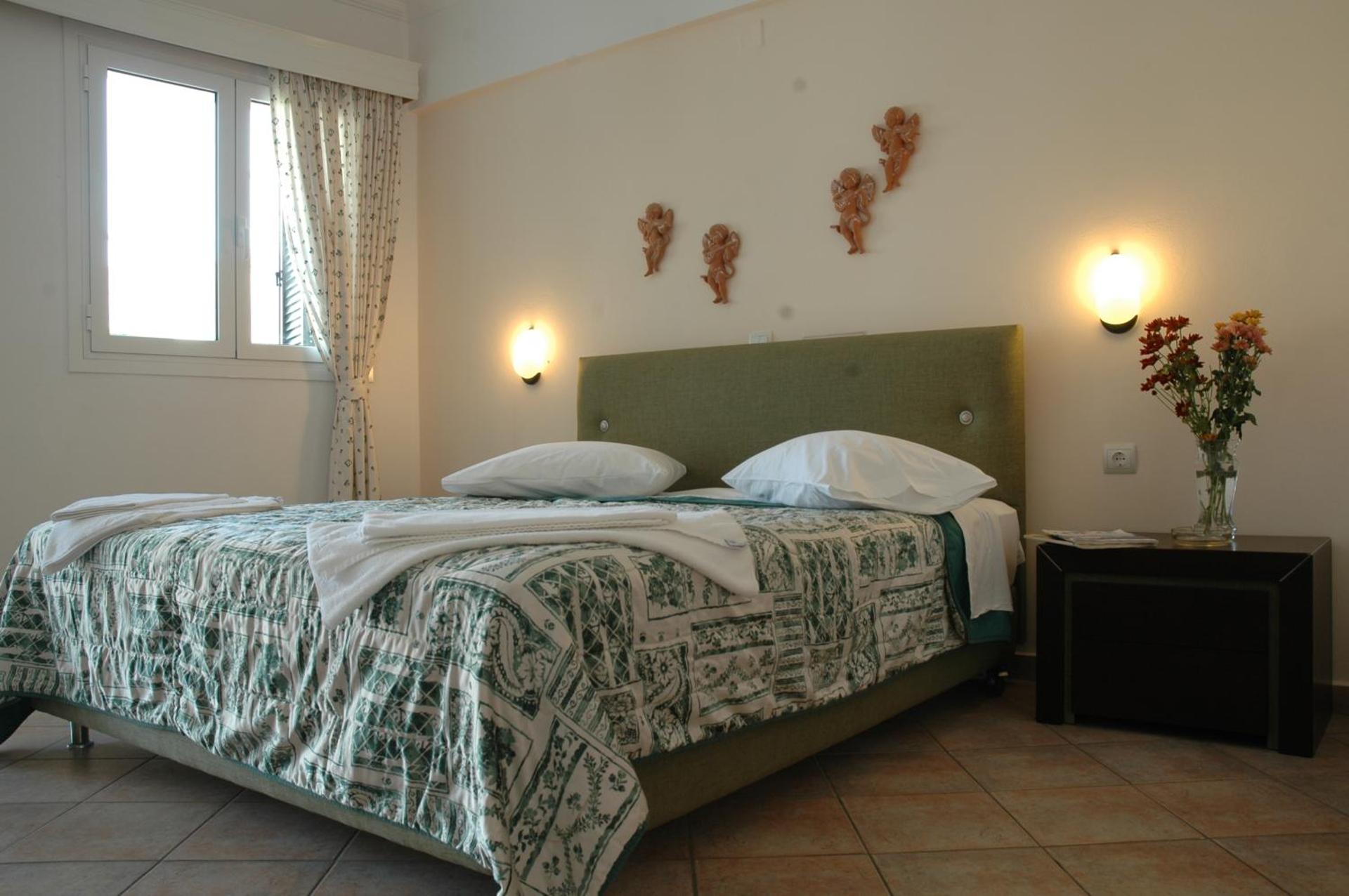 Santa Maura - Photo 30