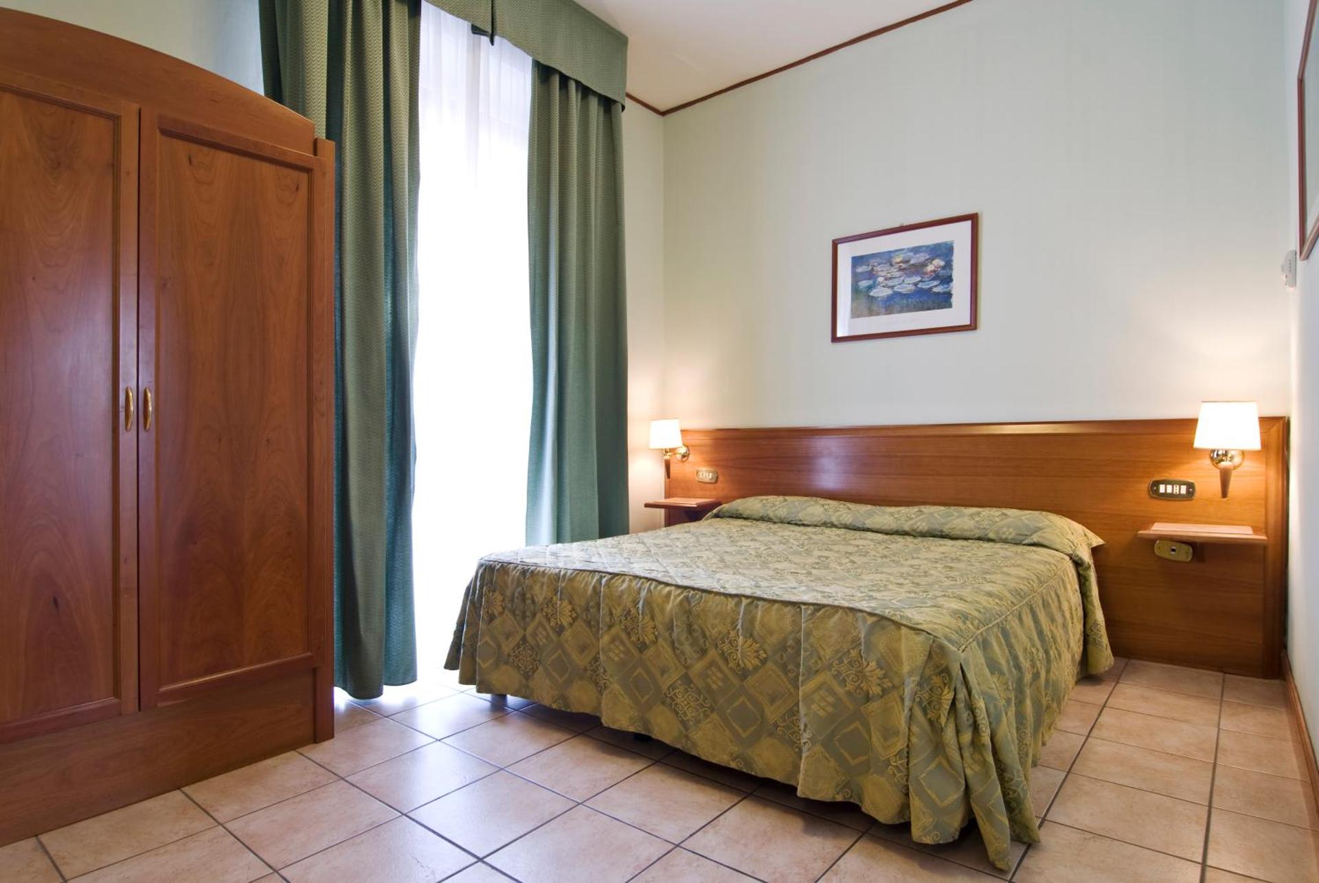 Astor Hotel - Photo 23