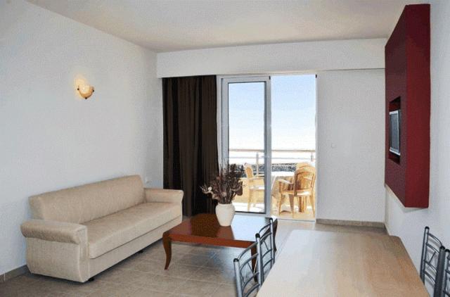 Emerald Hotel - Photo 25