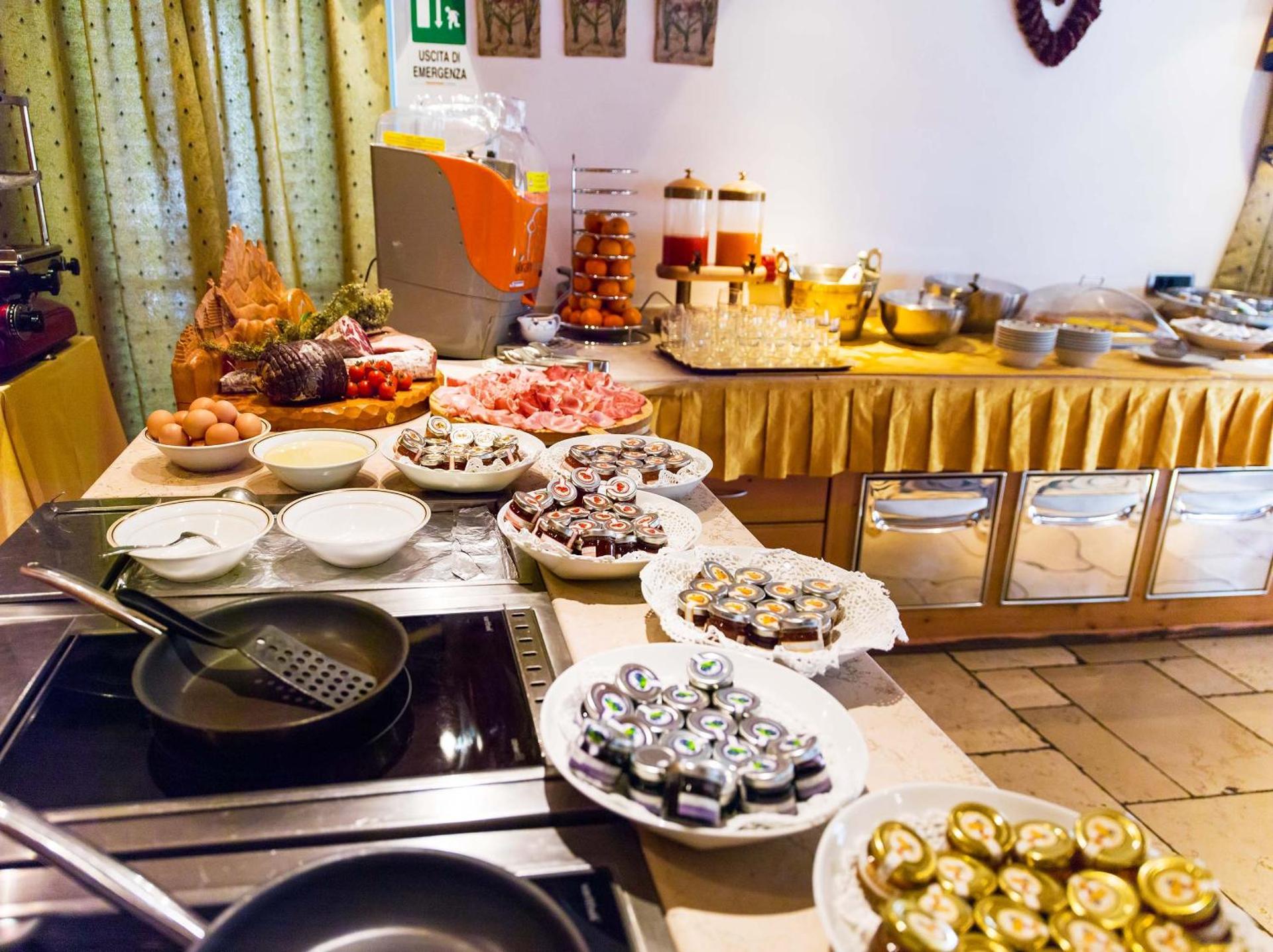 Leading Relax Hotel Maria - Photo 6