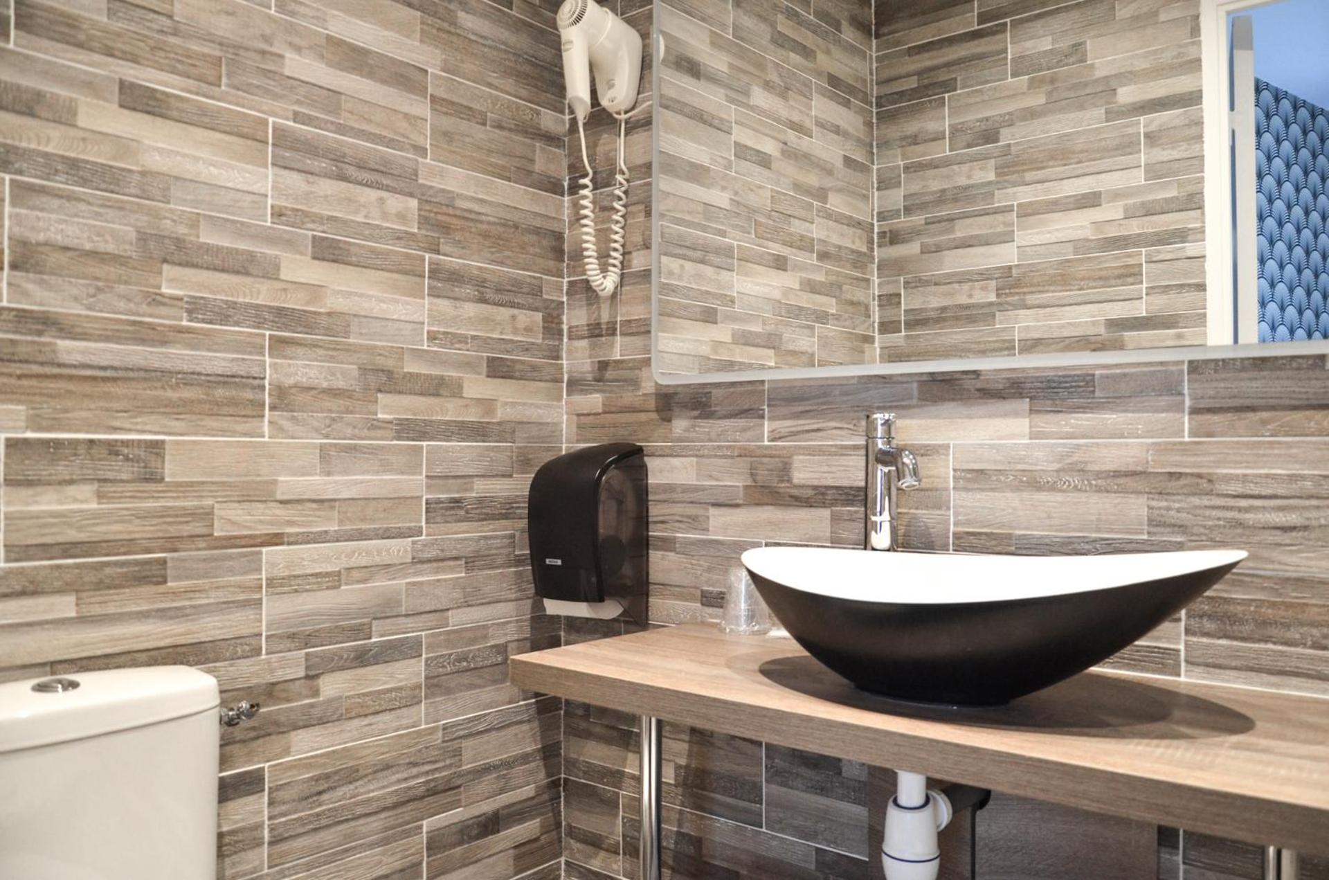 Hôtel De La Perdrix Rouge - Photo 78