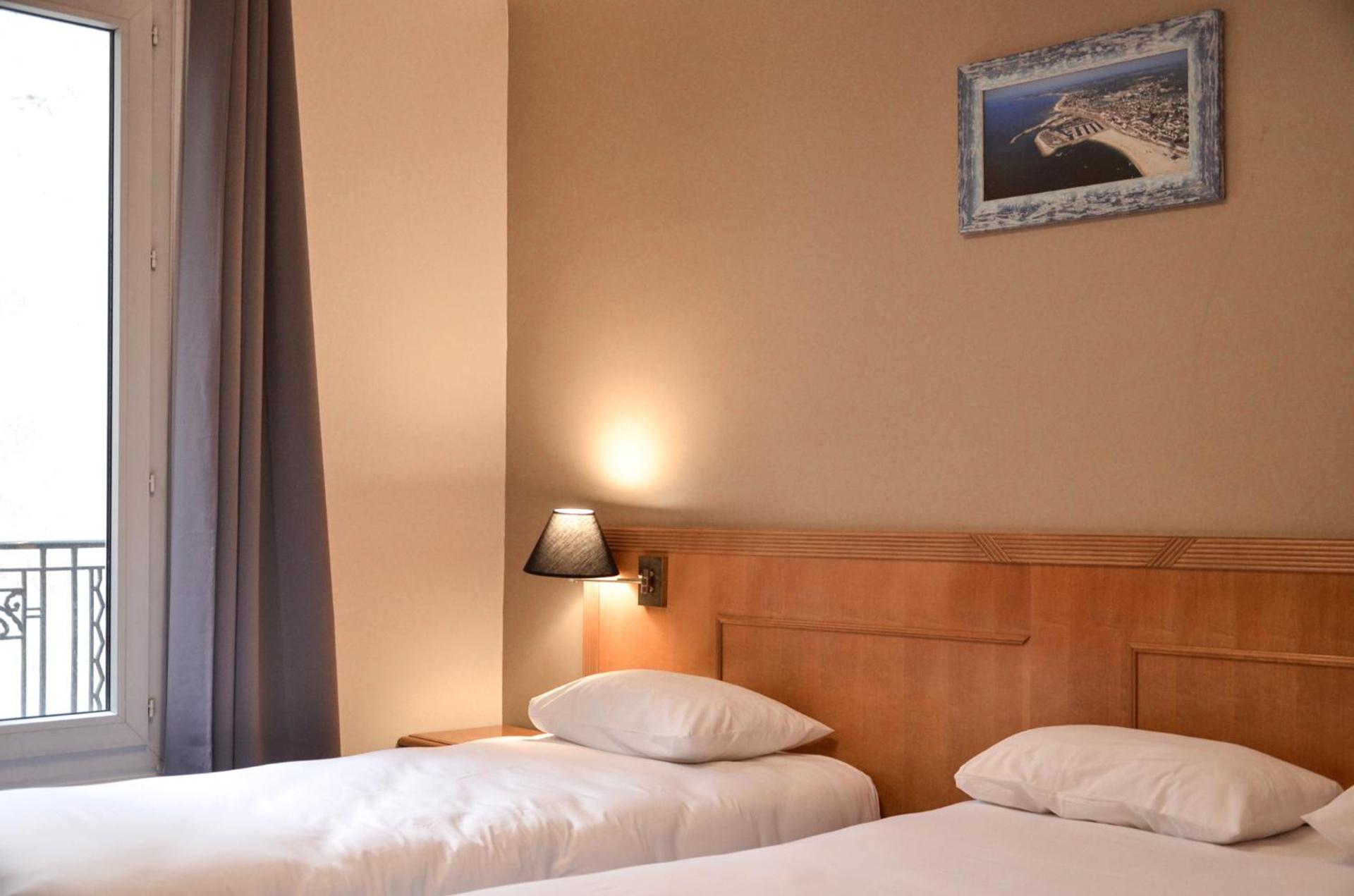 Hôtel De La Perdrix Rouge - Photo 86