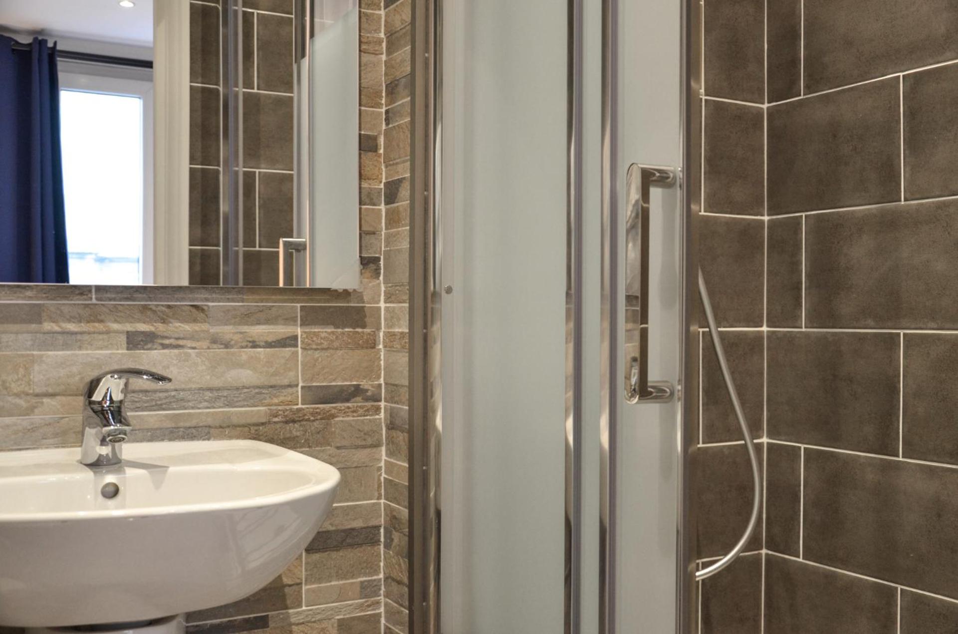 Hôtel De La Perdrix Rouge - Photo 93