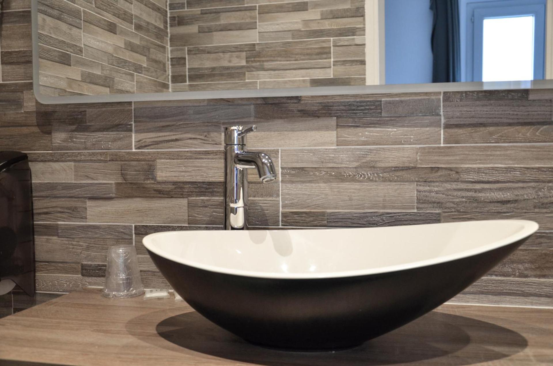 Hôtel De La Perdrix Rouge - Photo 104