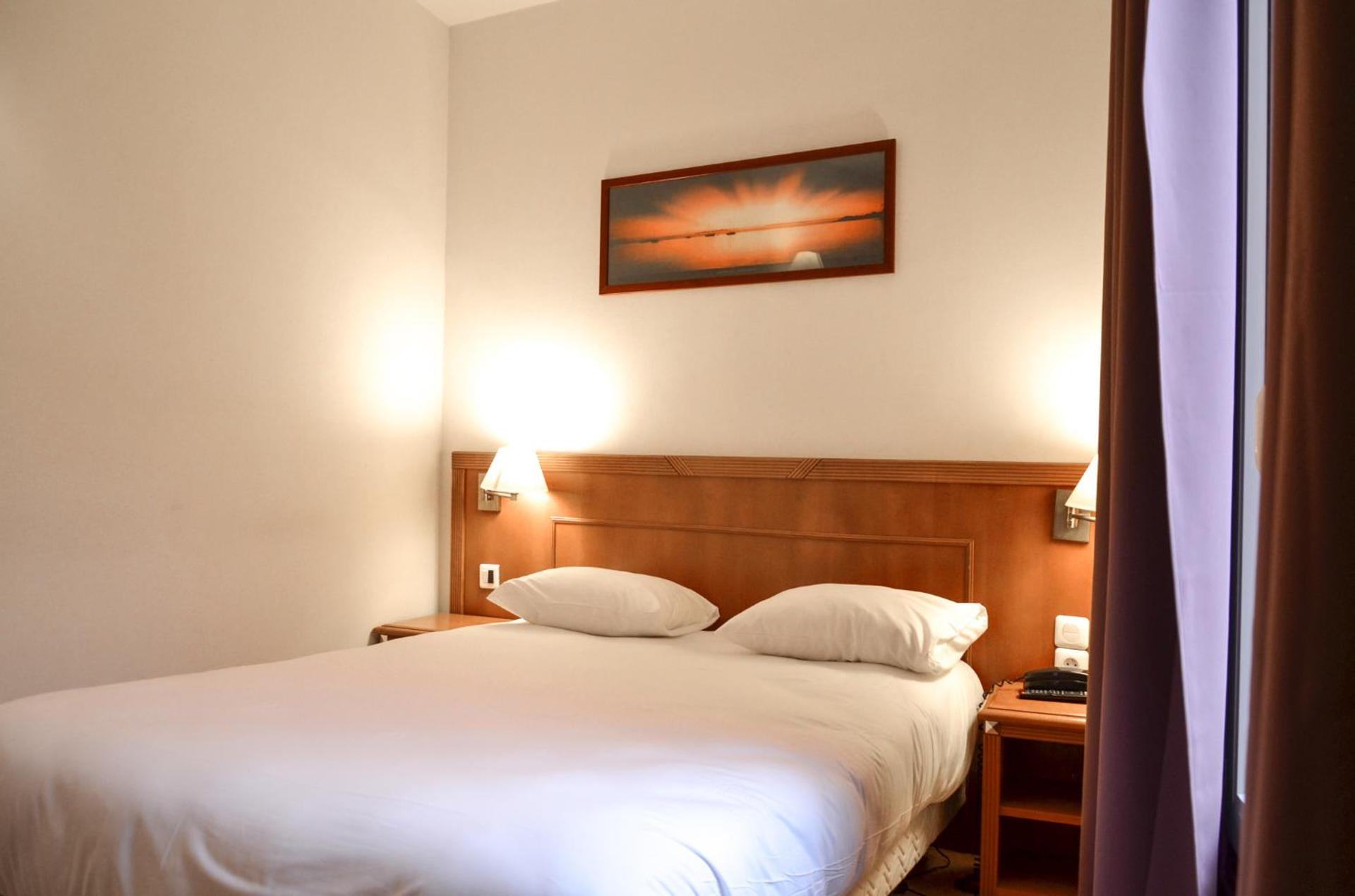 Hôtel De La Perdrix Rouge - Photo 117