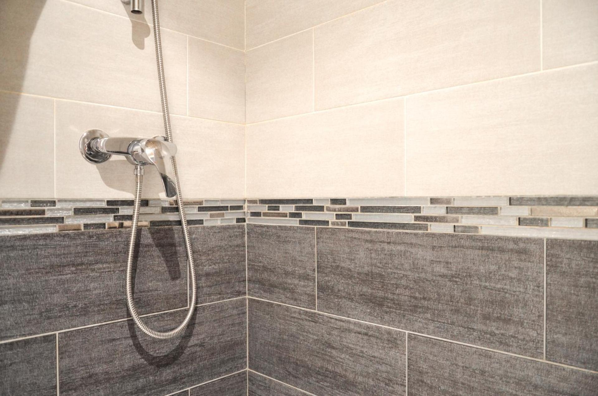 Hôtel De La Perdrix Rouge - Photo 113