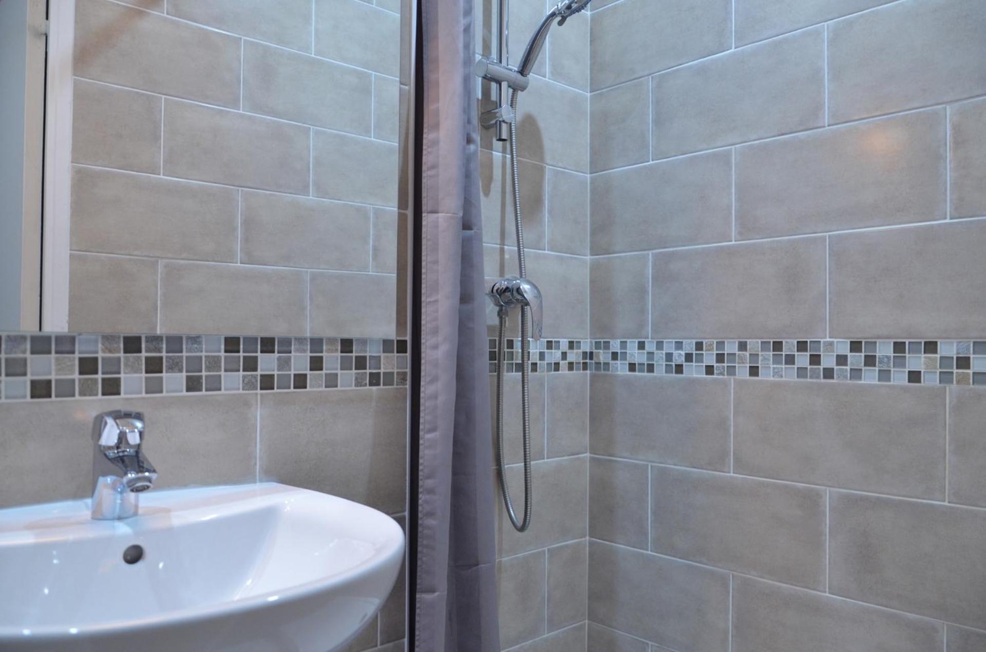 Hôtel De La Perdrix Rouge - Photo 131