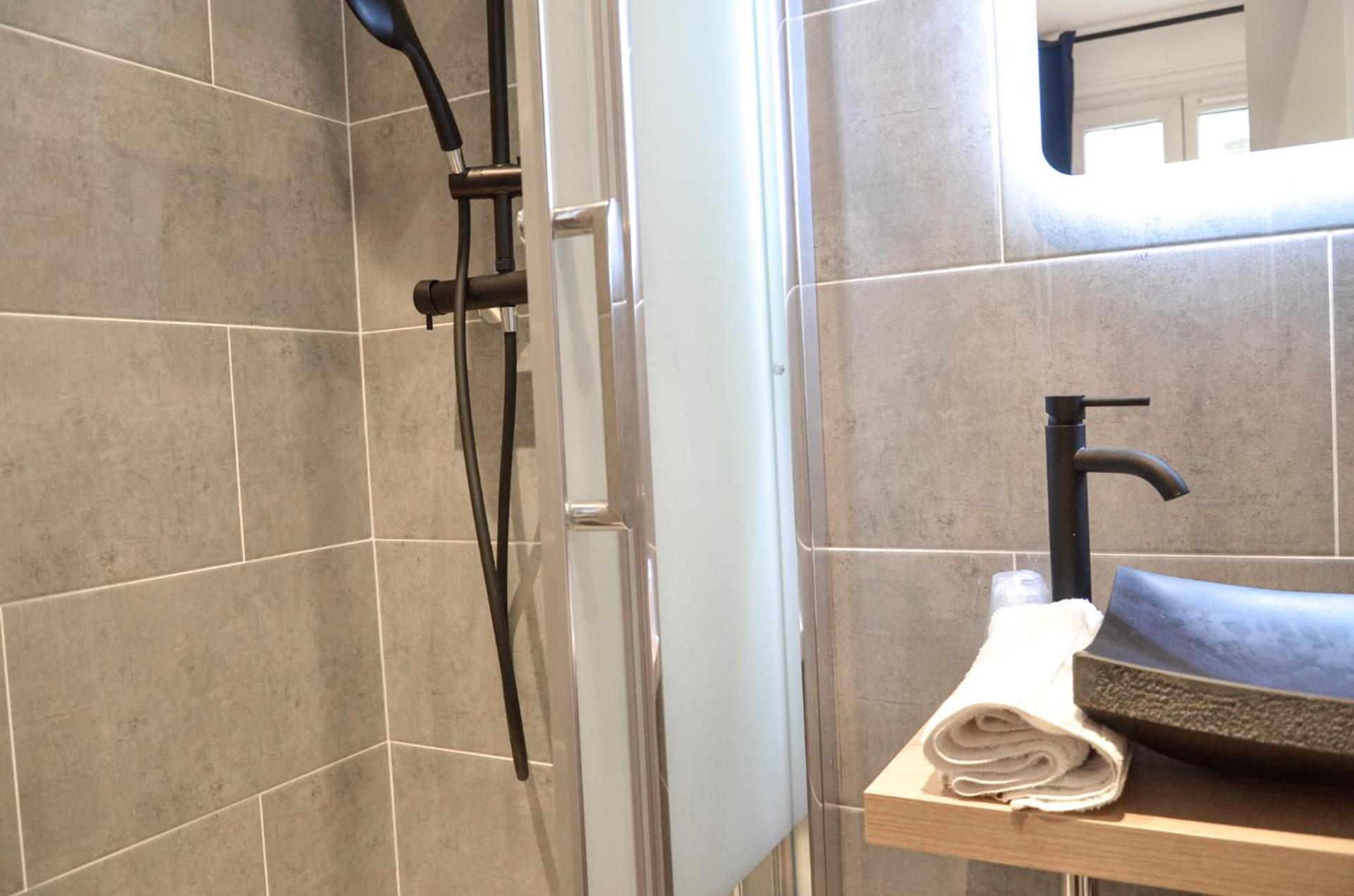 Hôtel De La Perdrix Rouge - Photo 129