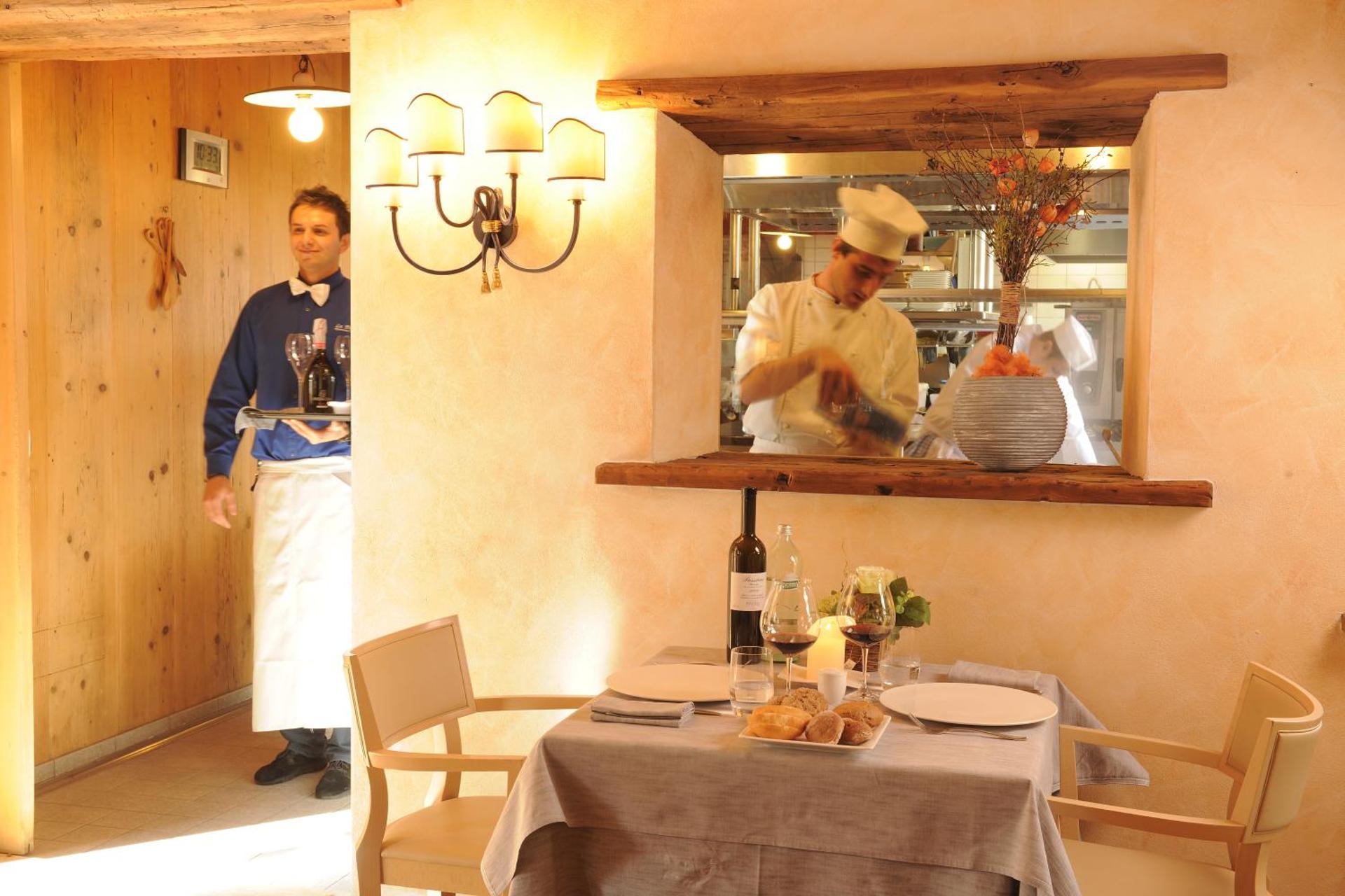 Hotel Astra - Photo 32