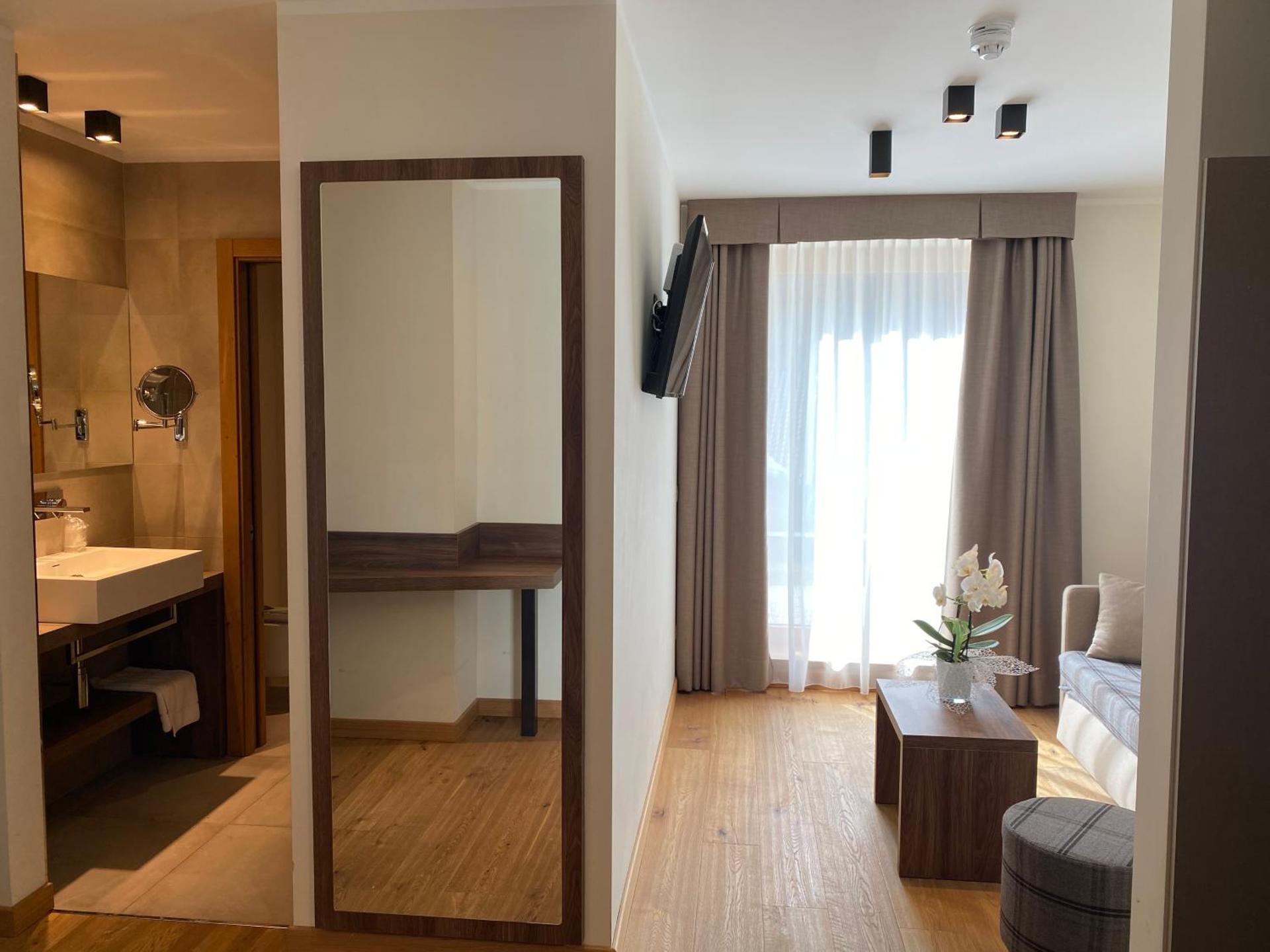 Dolomeet Boutique Hotel - Photo 59