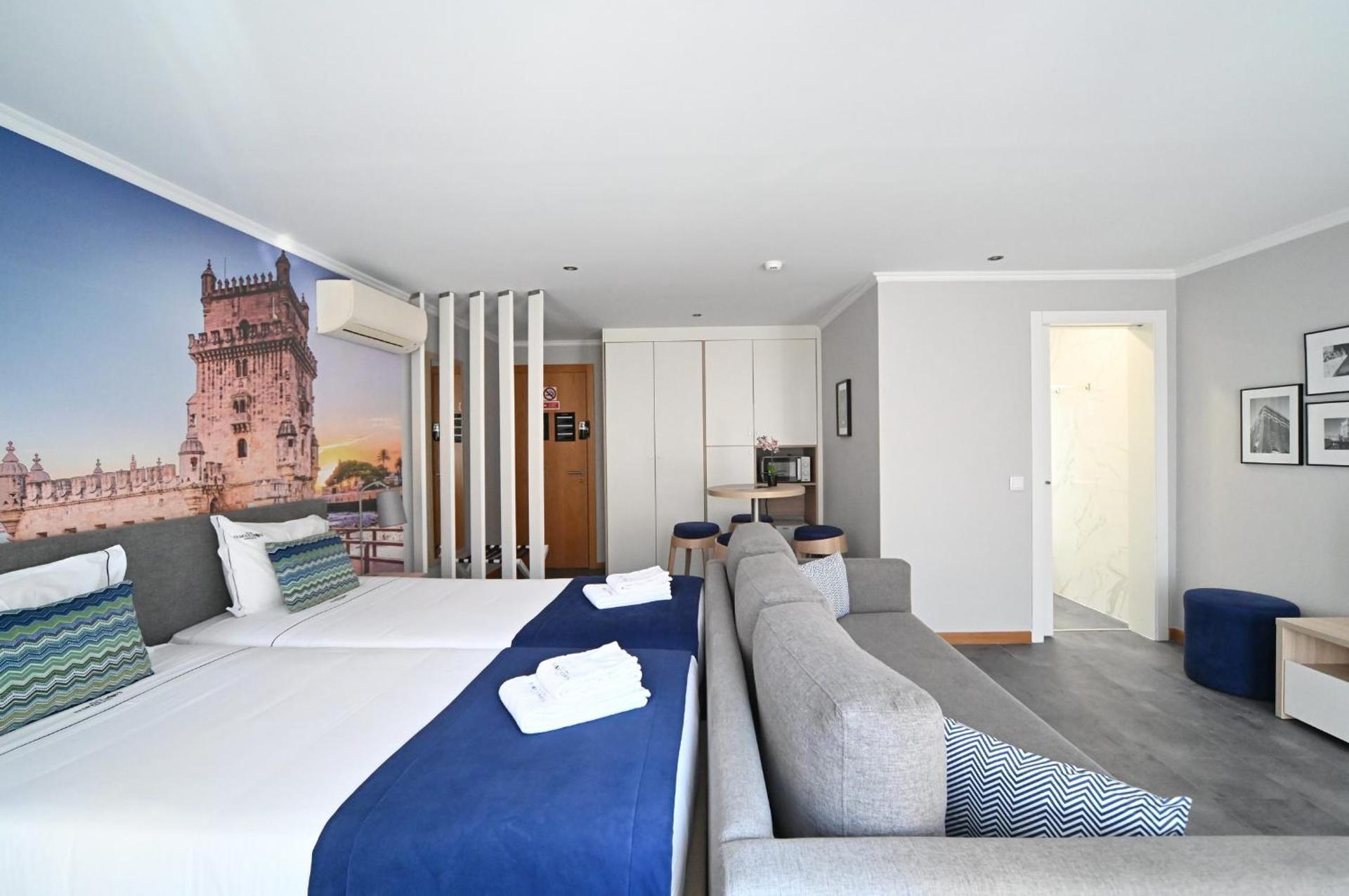 Famous Crows Lisbon Suites - Photo 22