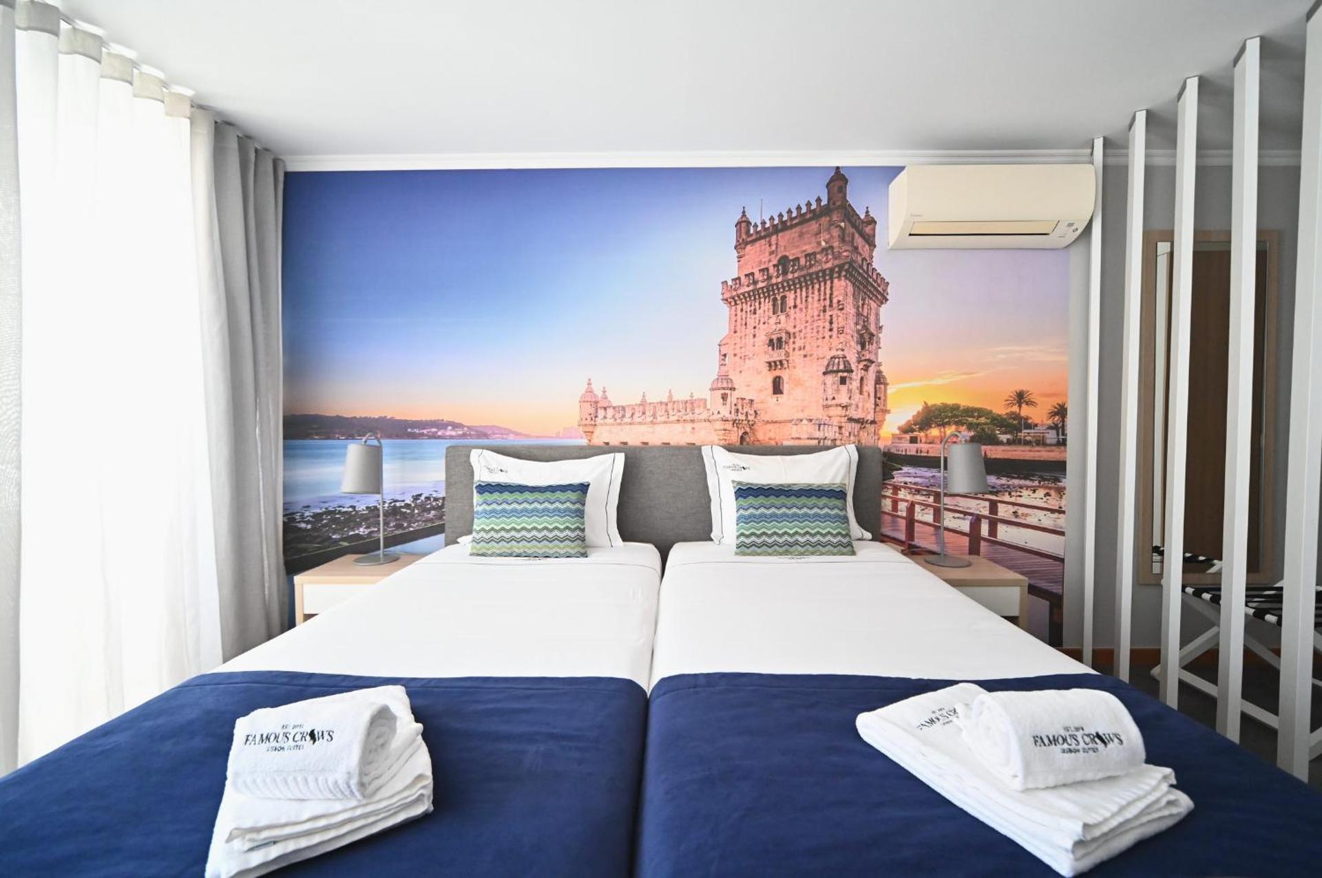 Famous Crows Lisbon Suites - Photo 18