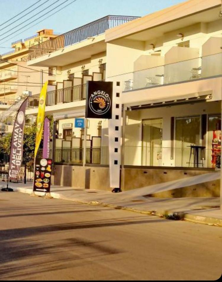 ANGELO Cafe Hotel - Photo 72