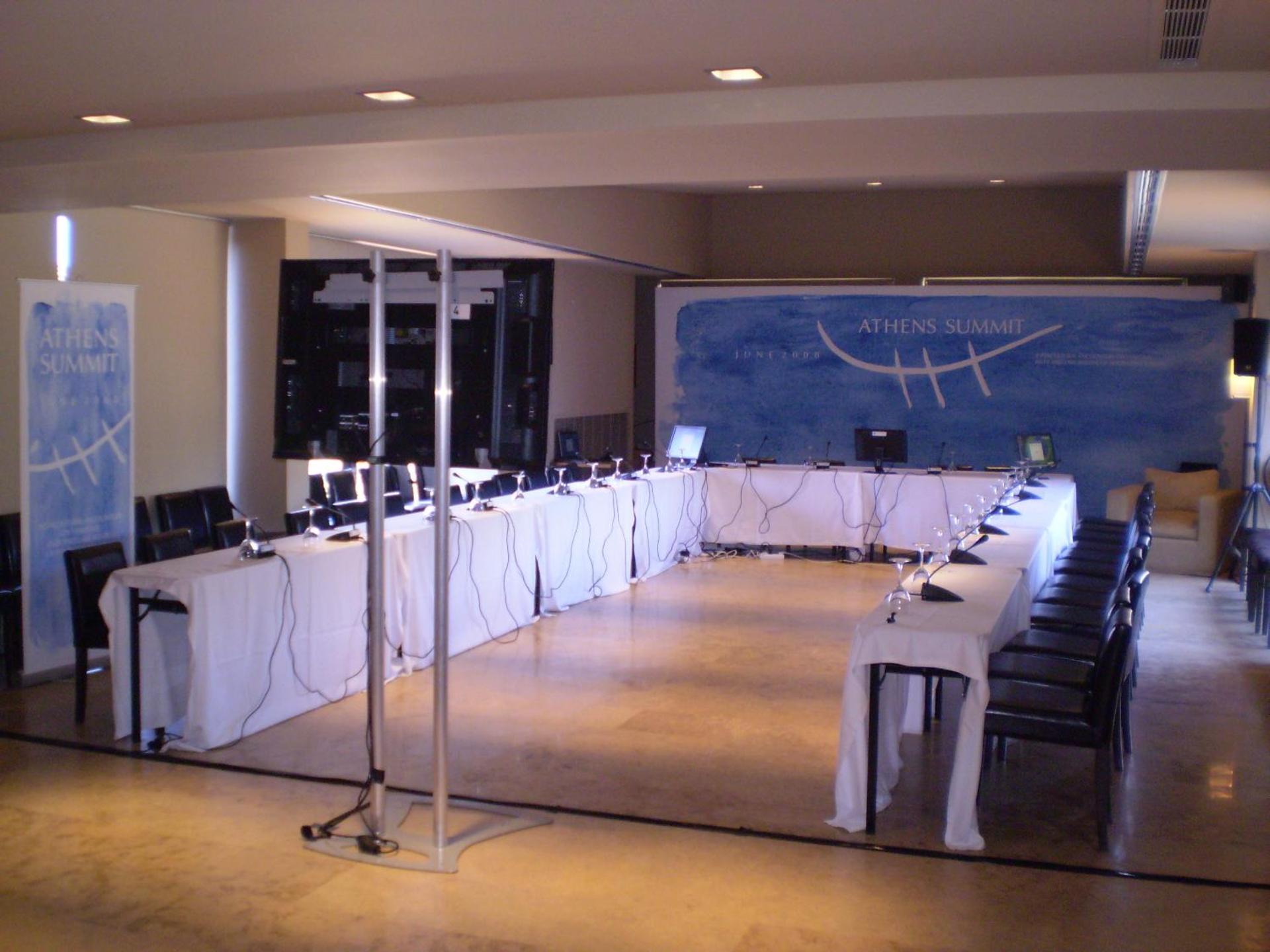 Aegeon Beach Hotel - Photo 90
