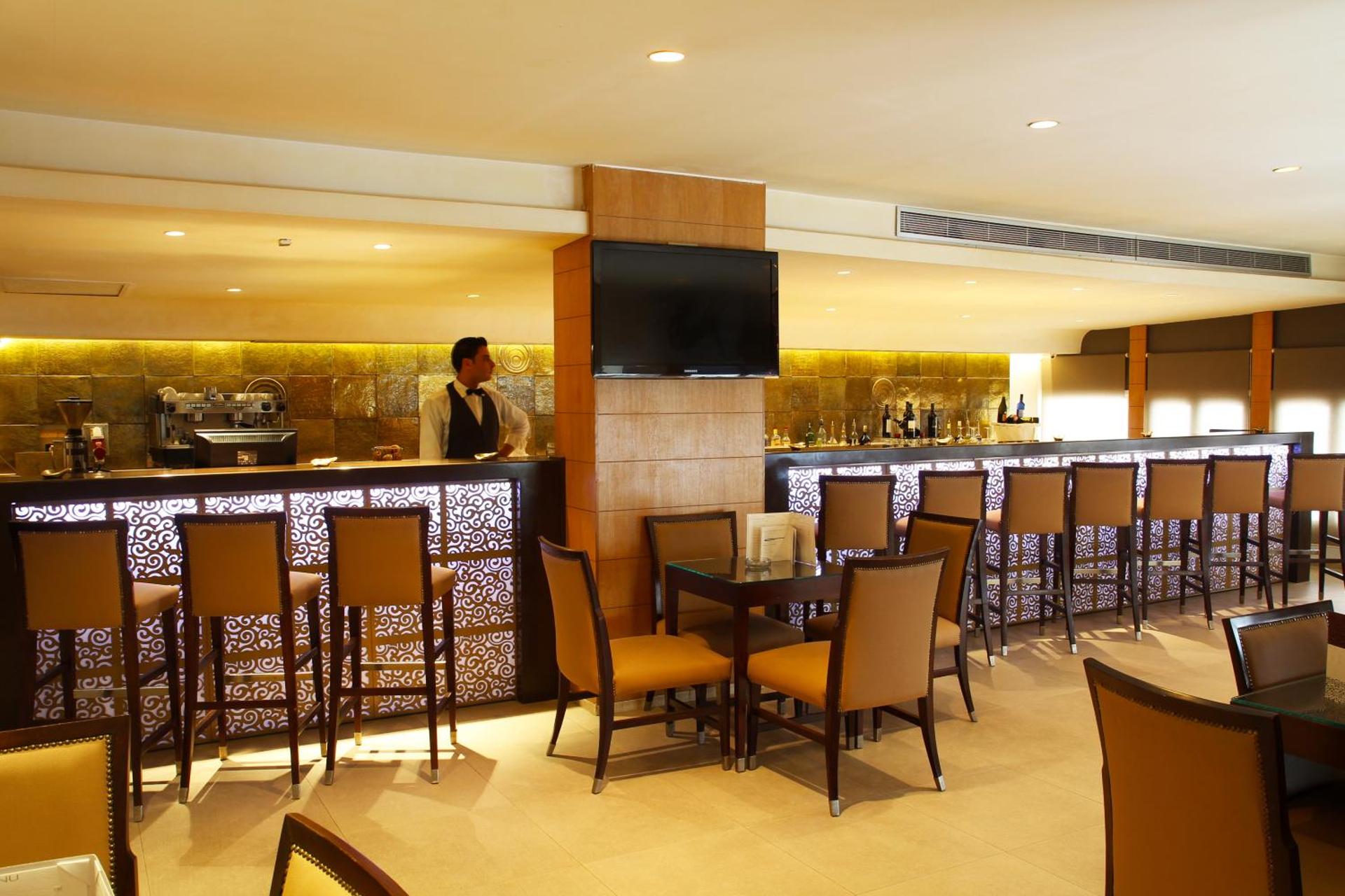 Golf Royal Hotel - Photo 69