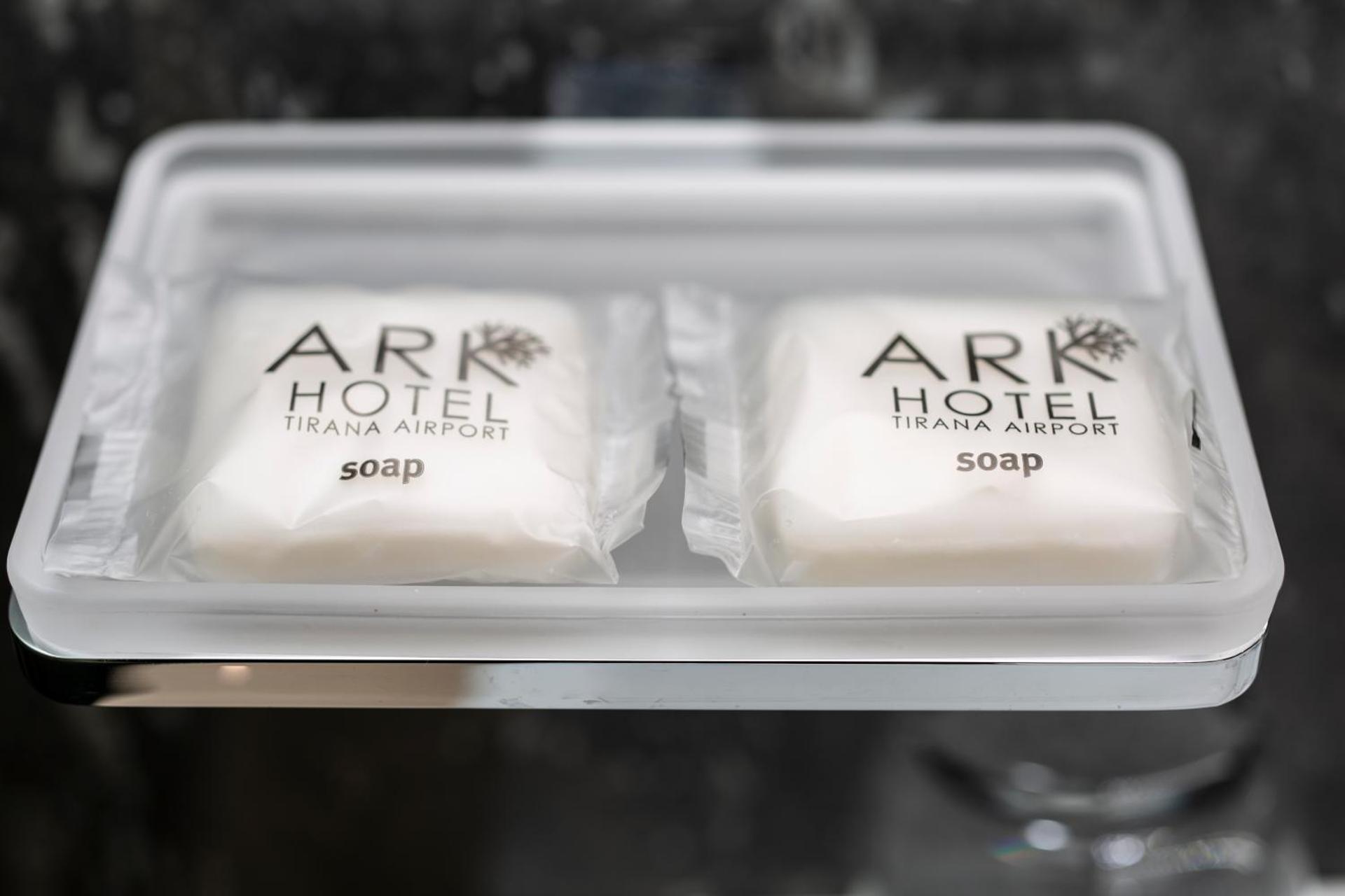 Best Western Premier Ark Hotel - Photo 76