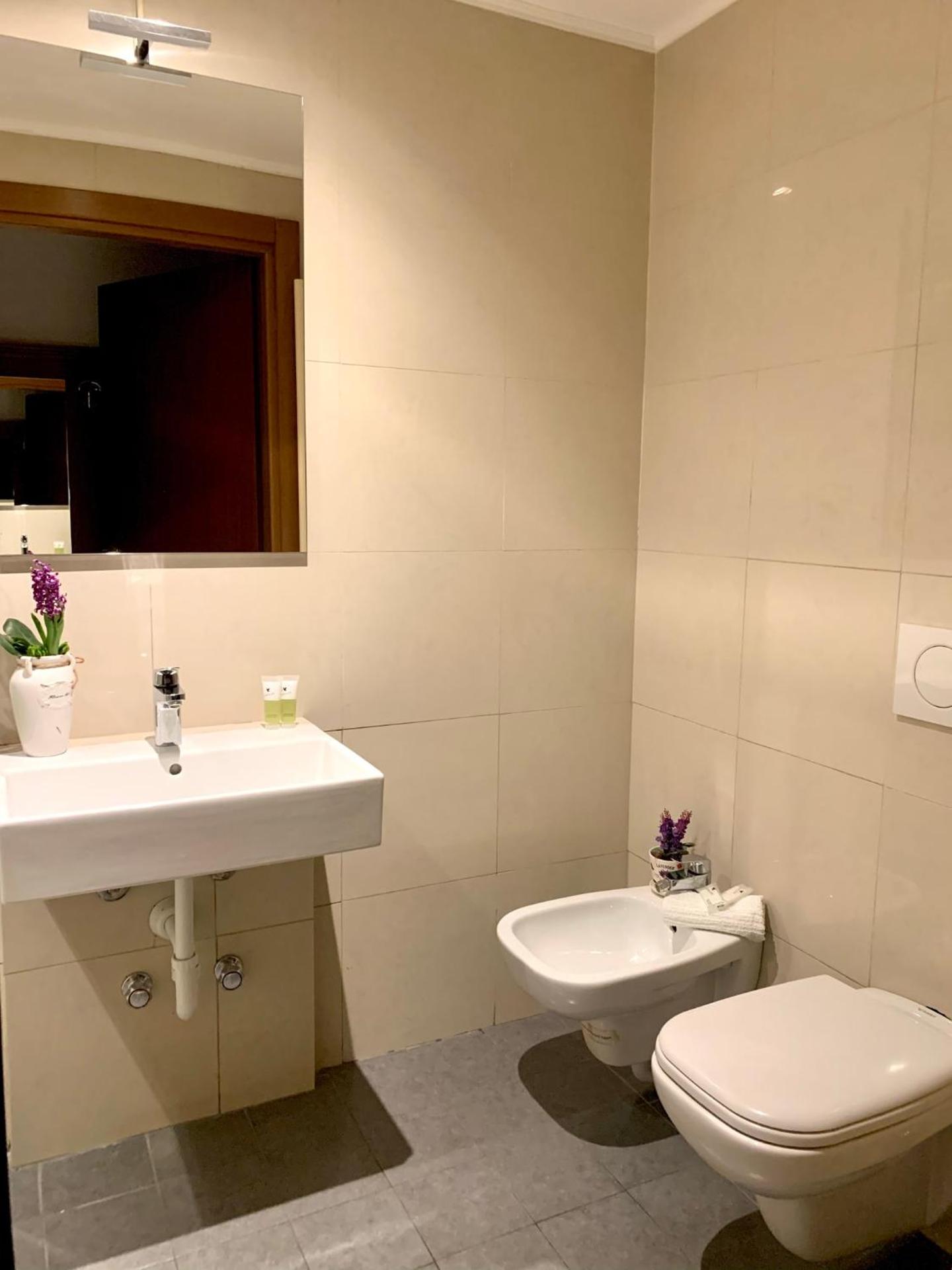 Hotel Astrid - Photo 44