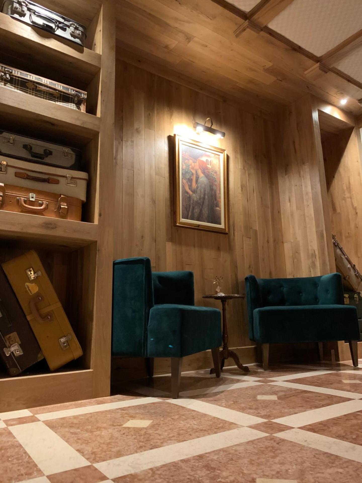 Xenonas Iresioni - Photo 58