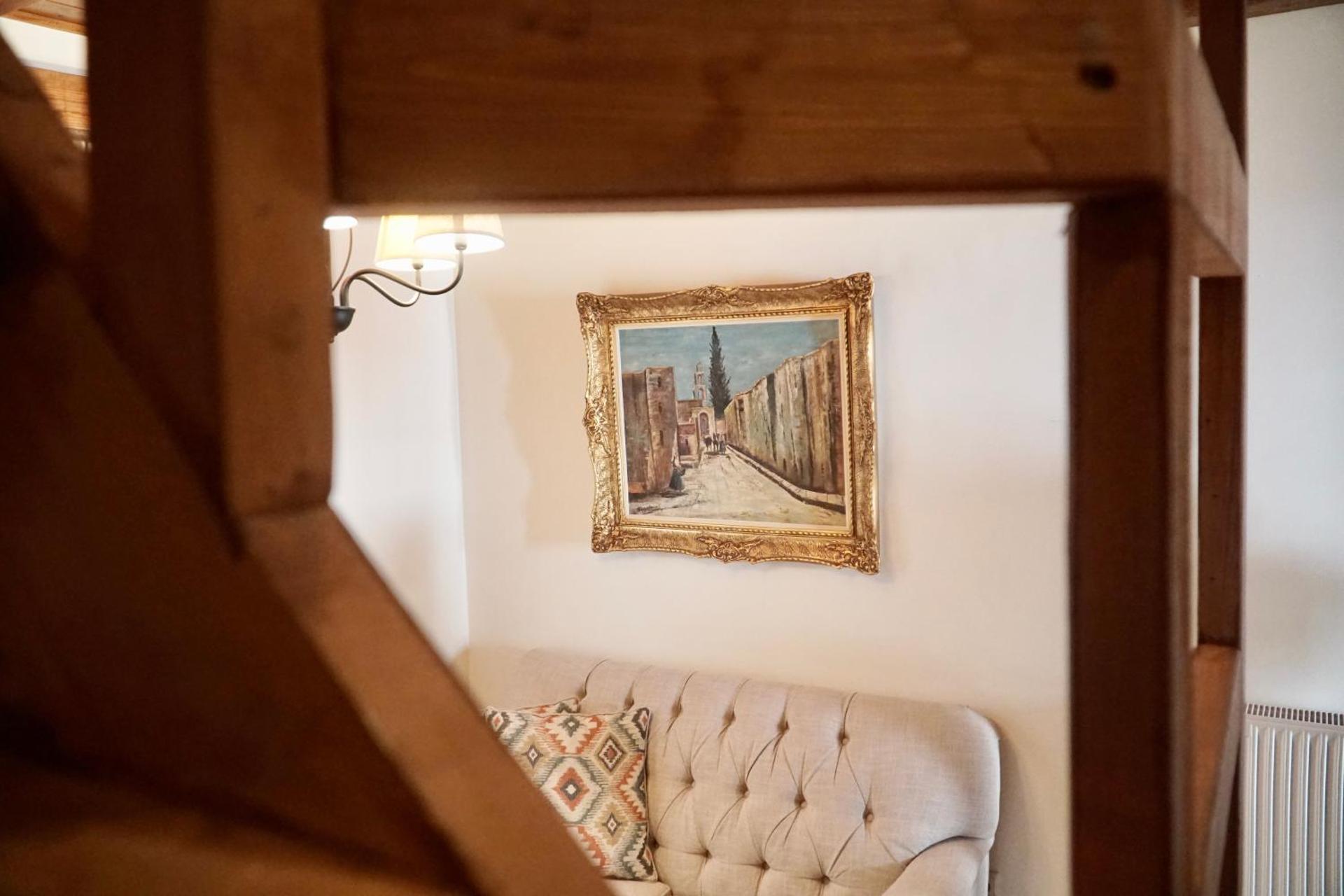 Xenonas Iresioni - Photo 32