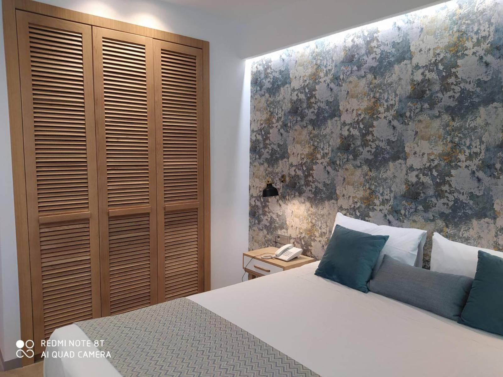 Minoa Hotel - Photo 63