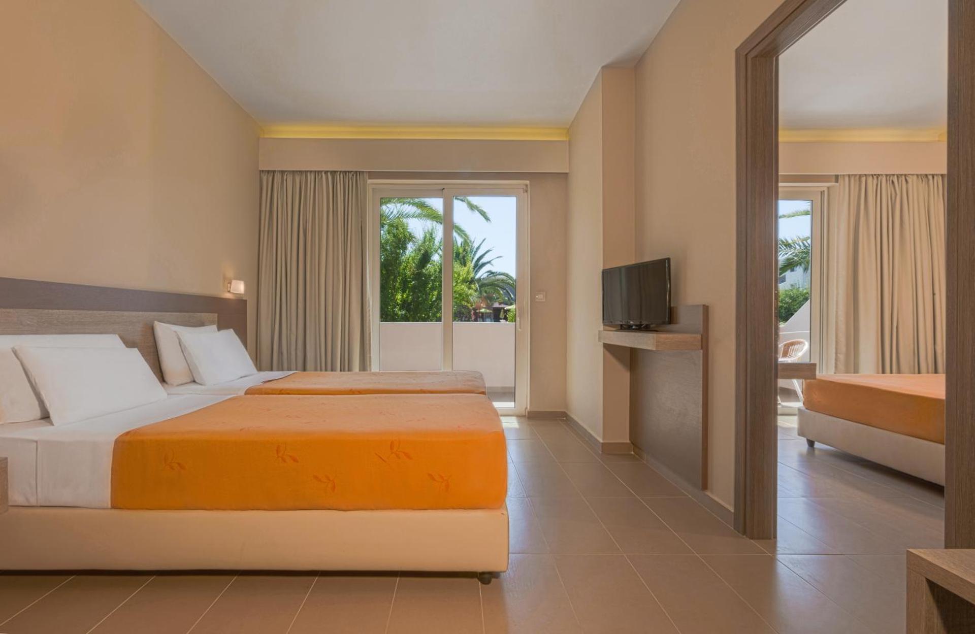 Hotel Esperia - Photo 16