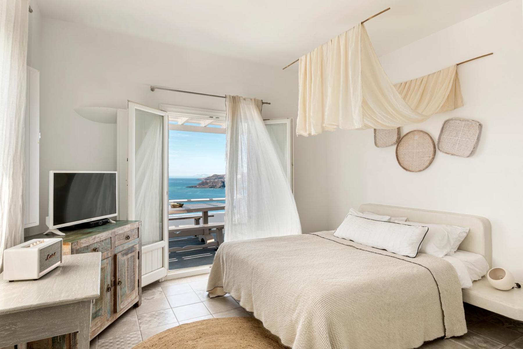 Grand View - Megalochori Santorini - Photo 67