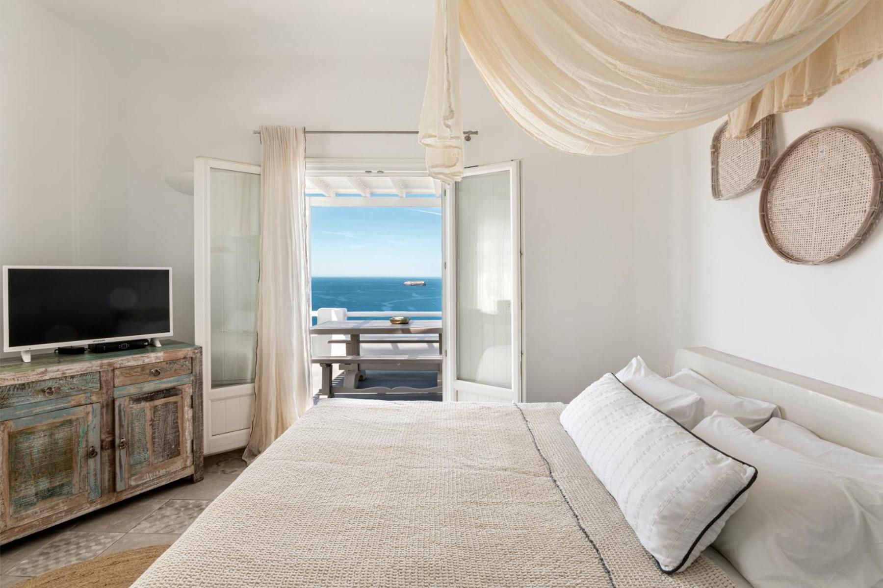 Grand View - Megalochori Santorini - Photo 69