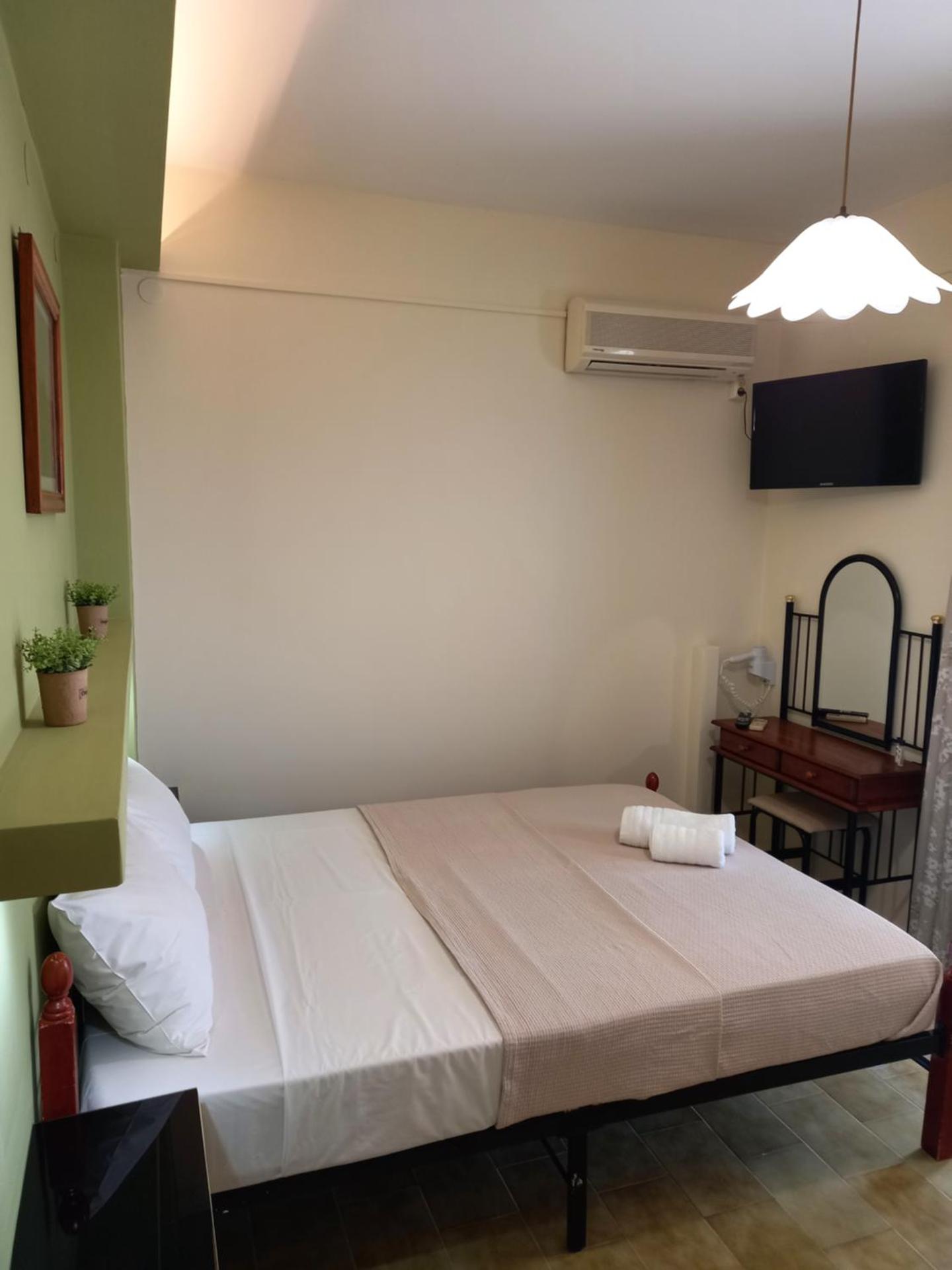 Stefanos Studios - Photo 22