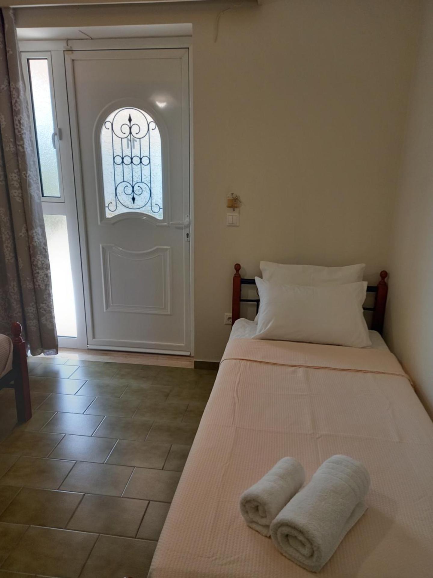 Stefanos Studios - Photo 23