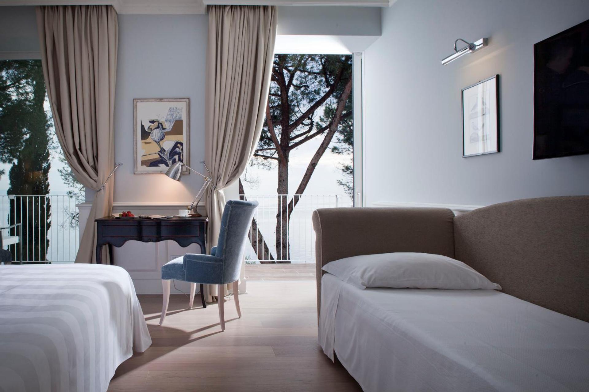 Hotel Riviera & Maximilian's - Photo 80