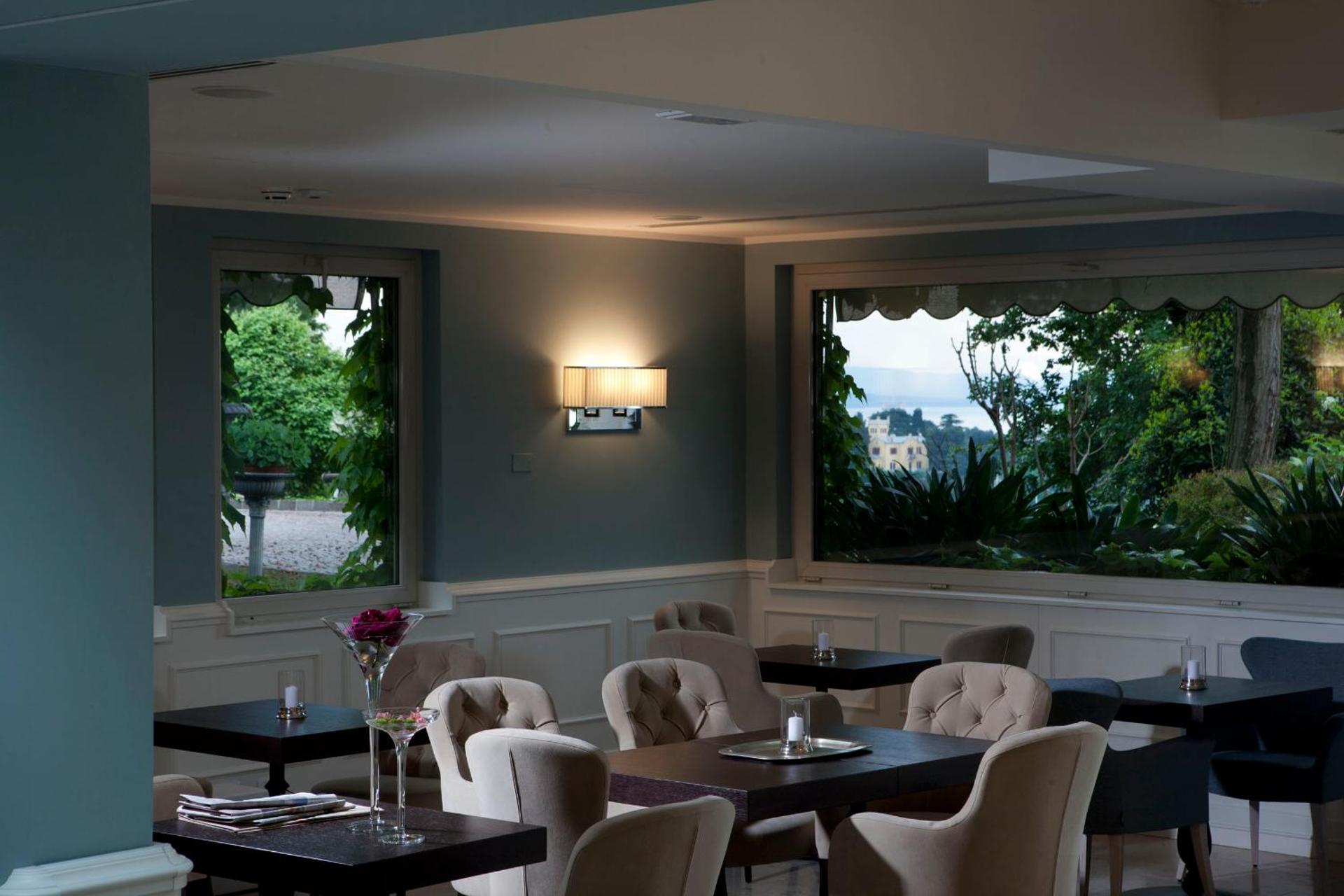 Hotel Riviera & Maximilian's - Photo 87