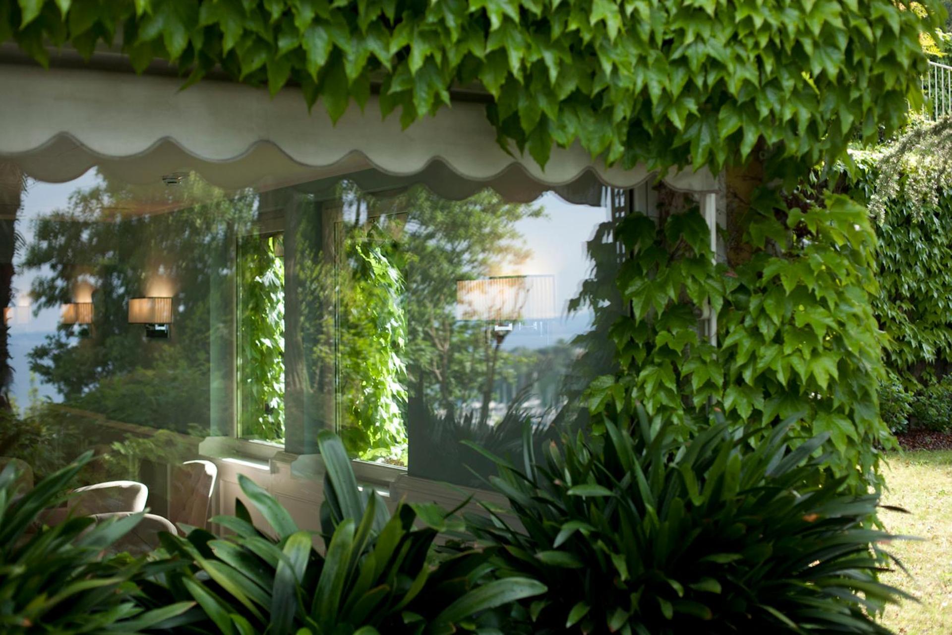 Hotel Riviera & Maximilian's - Photo 81