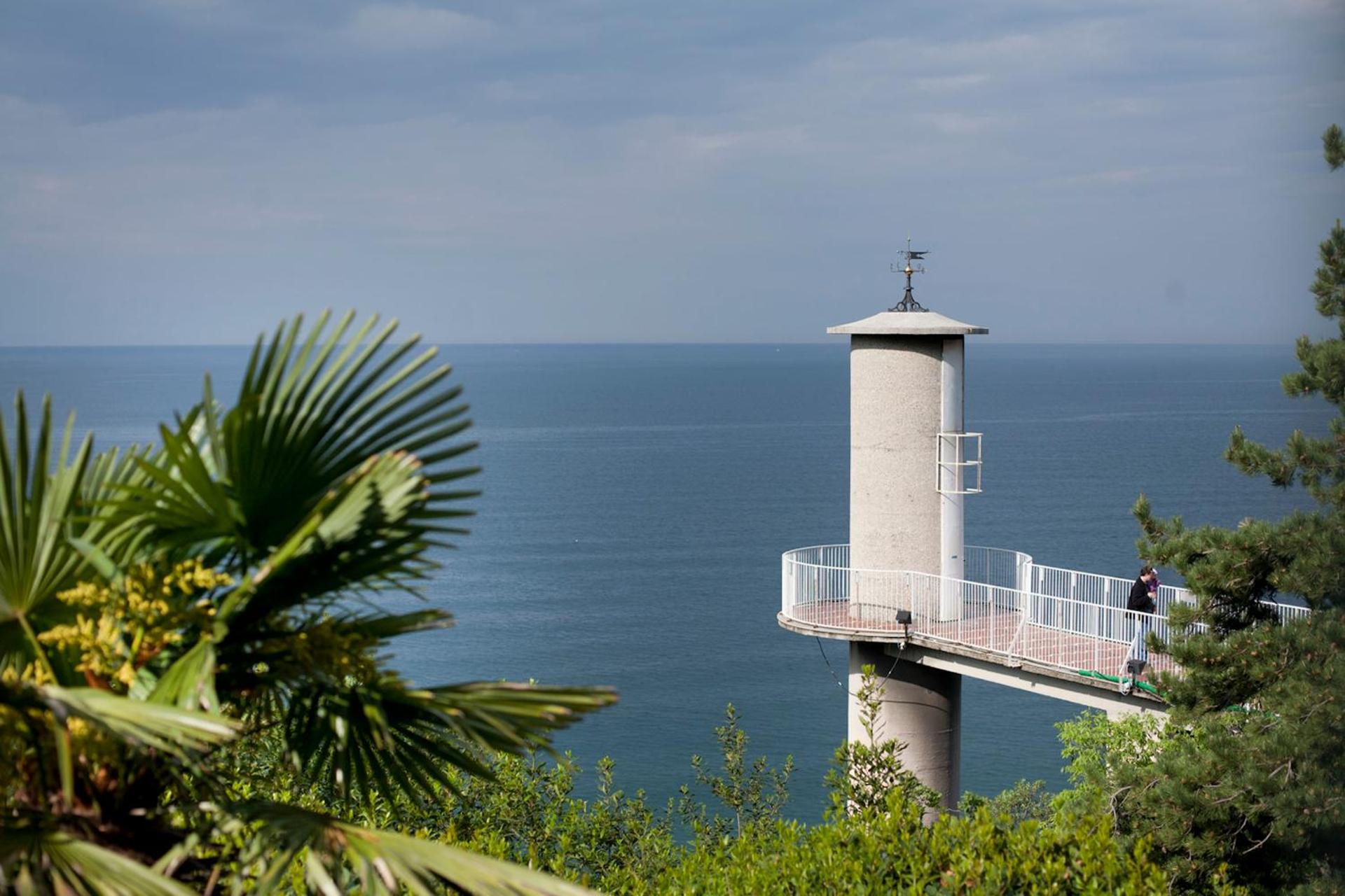 Hotel Riviera & Maximilian's - Photo 78