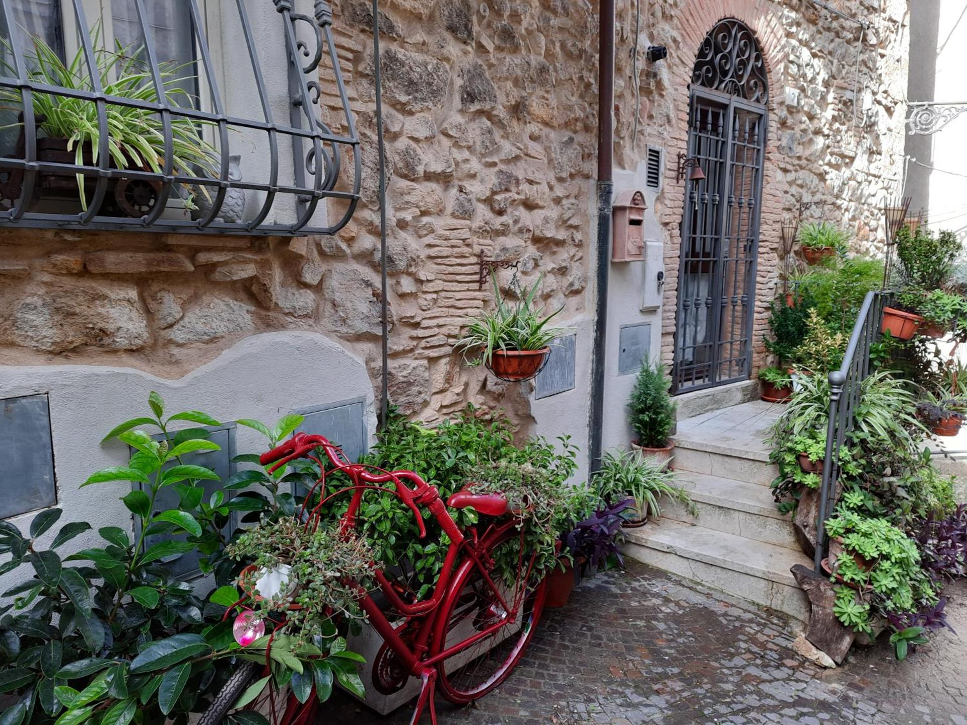 MG Residence Tolfa "Piazza Vecchia" - Photo 29