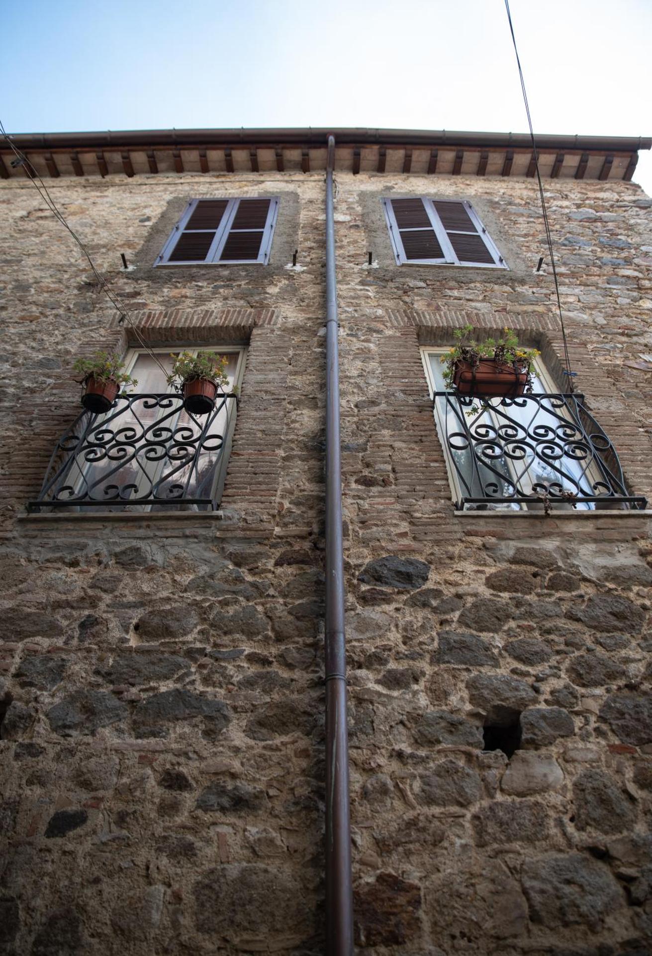 MG Residence Tolfa "Piazza Vecchia" - Photo 25
