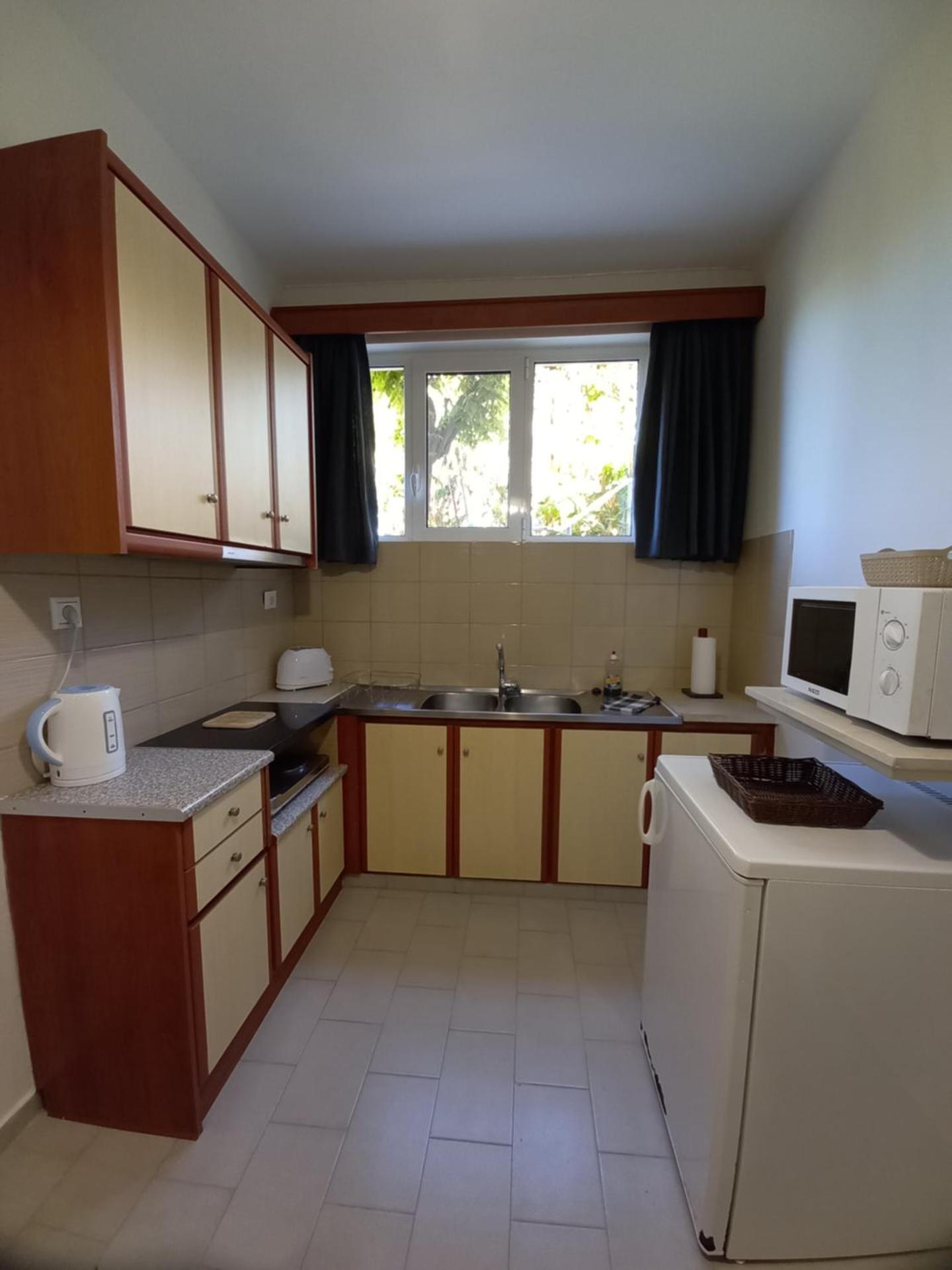 Stefanos Studios - Photo 30