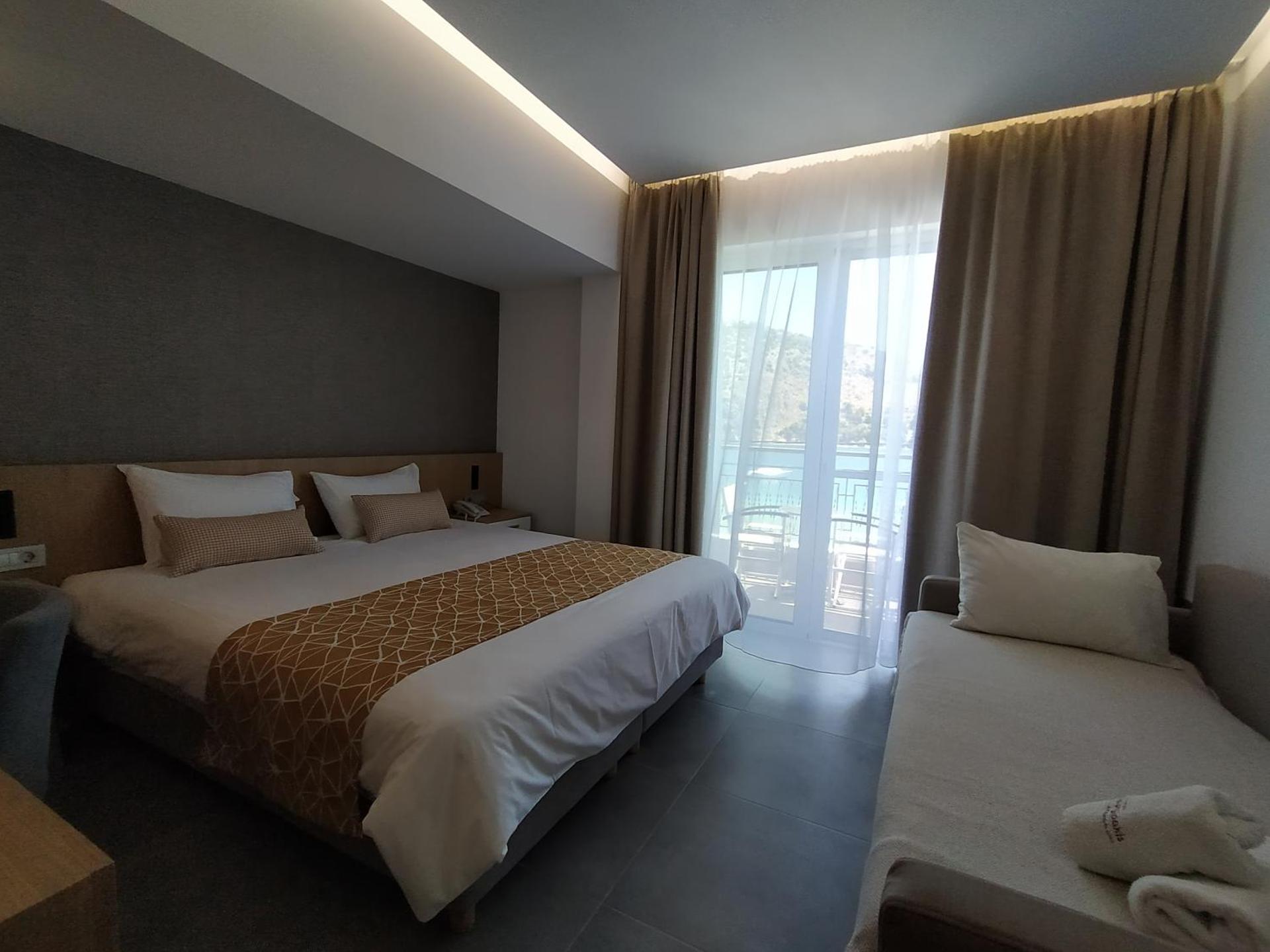Minoa Hotel - Photo 25