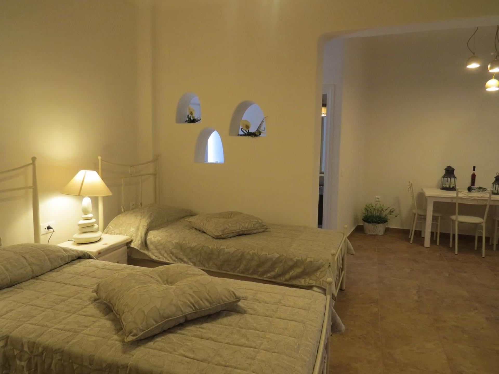 Villa Manos Hotel - Photo 33