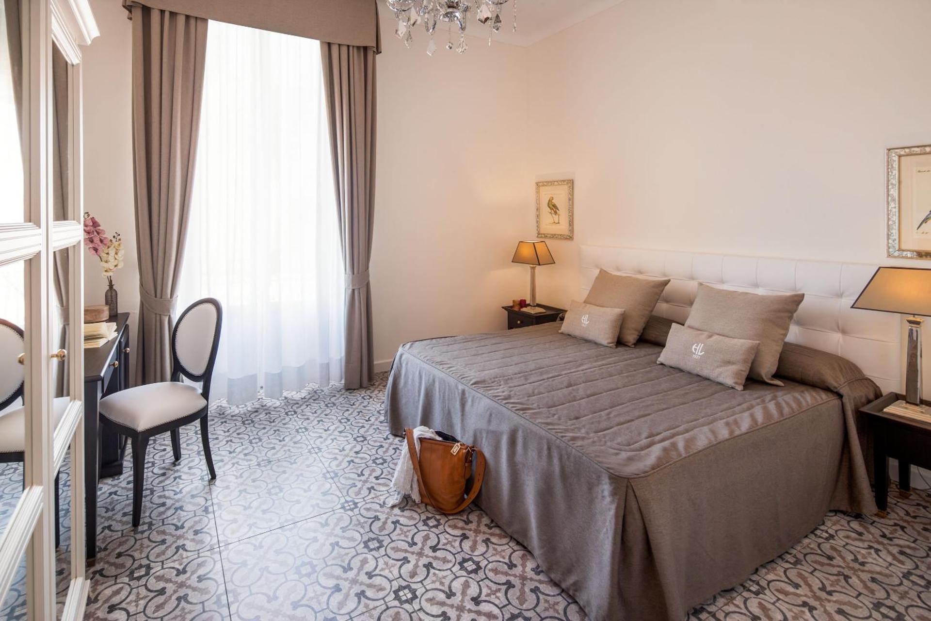 Suite with Partial Sea View