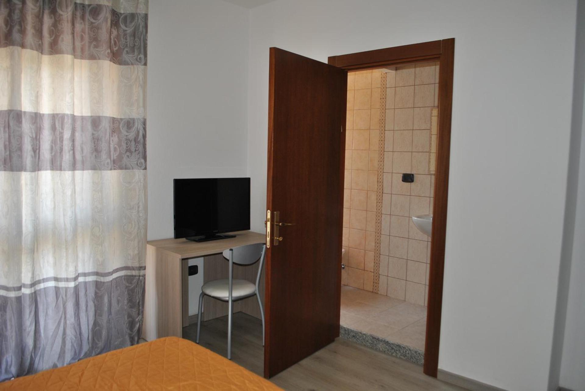 Raxul Room - Photo 21